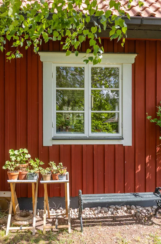 1970s Norrtälje House with Expansive Garden and Parking - View image 39 of 54