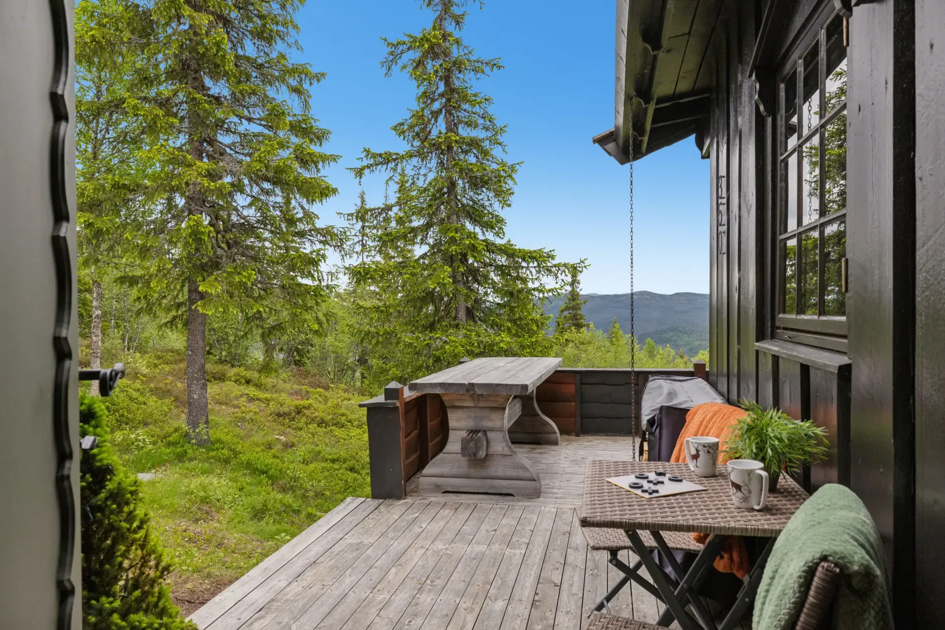 Norwegian Cabin with Expansive Terrace and Open-Plan Living in Tuddal - View image 10 of 33