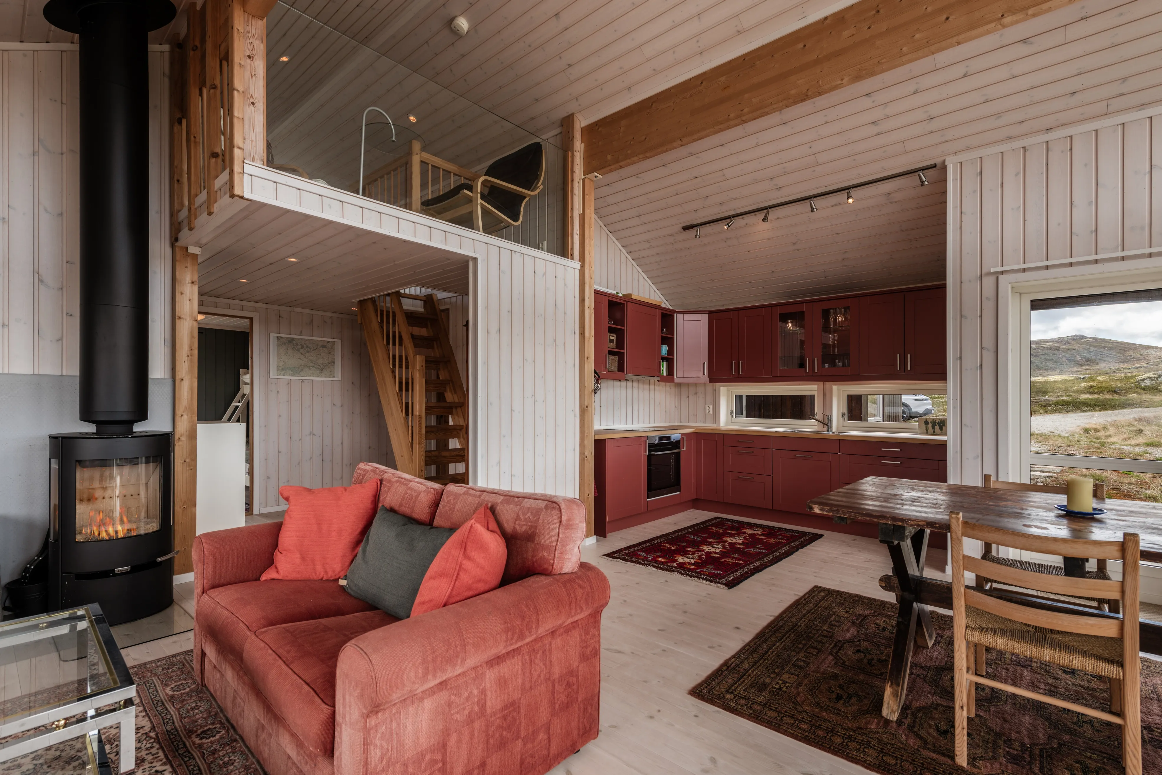 Modern 3-Bedroom Cabin in Hovet with Expansive Outdoor Living Space - View image 12 of 56