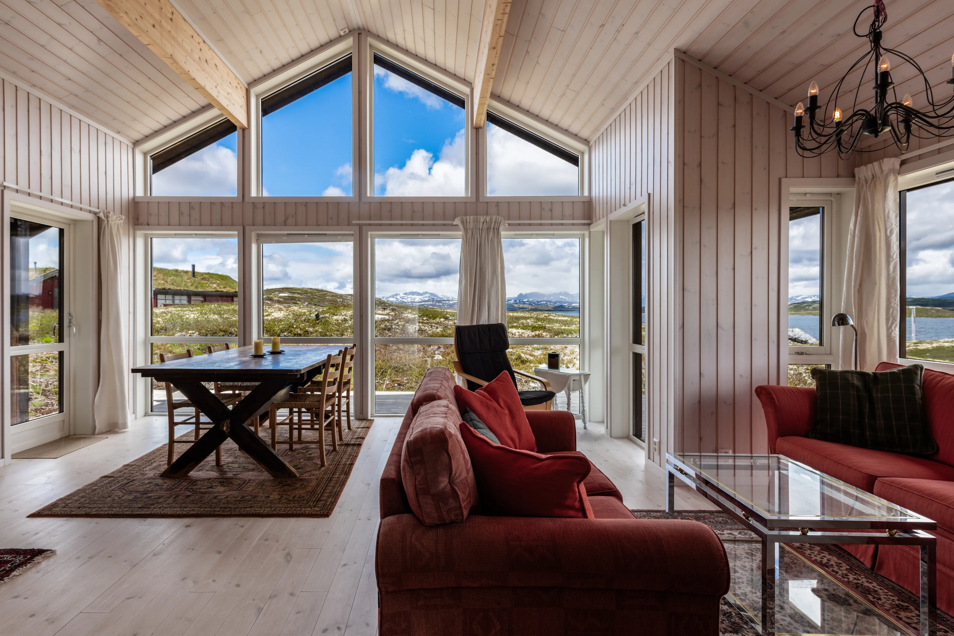 Modern 3-Bedroom Cabin in Hovet with Expansive Outdoor Living Space - View image 15 of 56