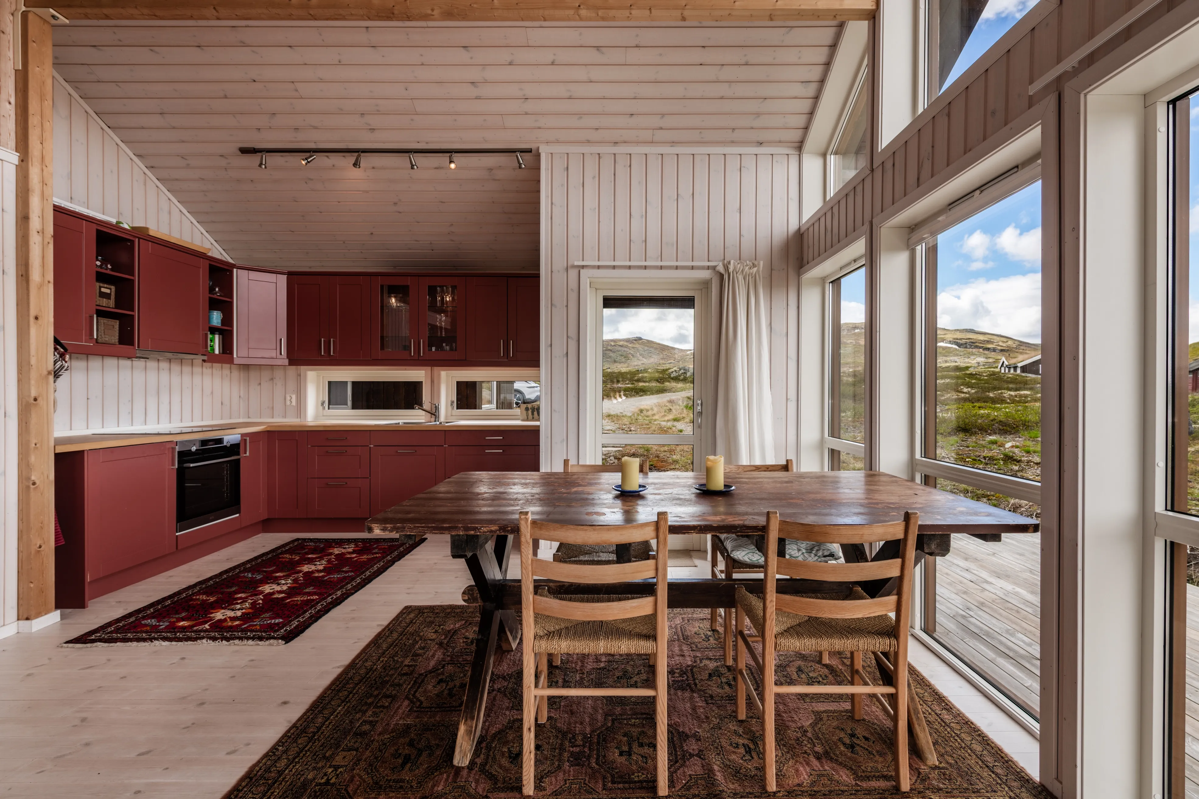 Modern 3-Bedroom Cabin in Hovet with Expansive Outdoor Living Space - View image 19 of 56