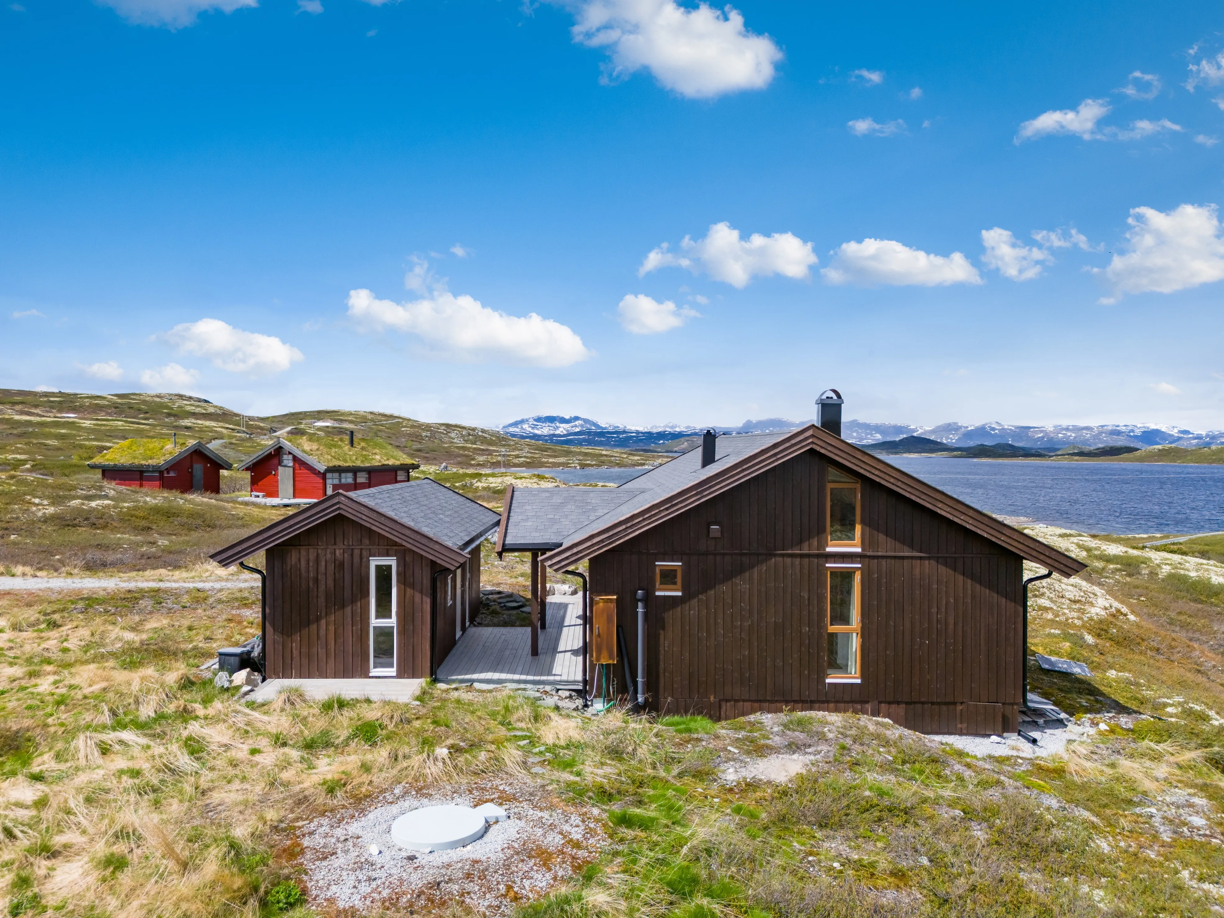 Modern 3-Bedroom Cabin in Hovet with Expansive Outdoor Living Space - View image 42 of 56