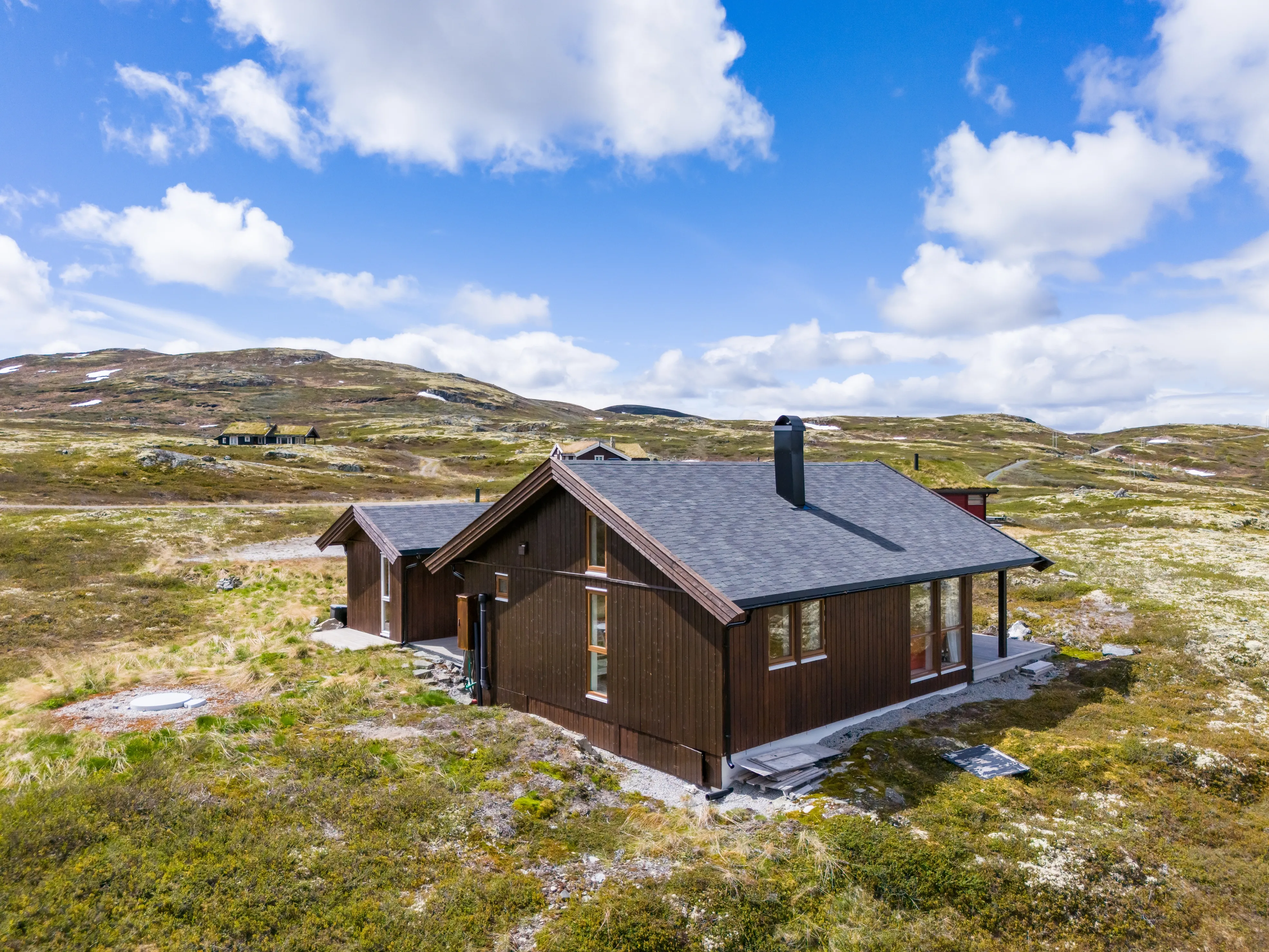Modern 3-Bedroom Cabin in Hovet with Expansive Outdoor Living Space - View image 49 of 56