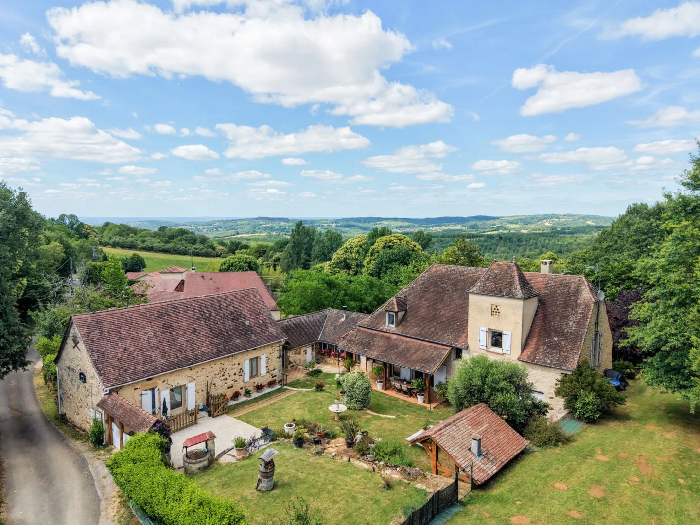Victorian Farmhouse in Gourdon with Expansive Grounds and 5 Bedrooms - View image 9 of 39