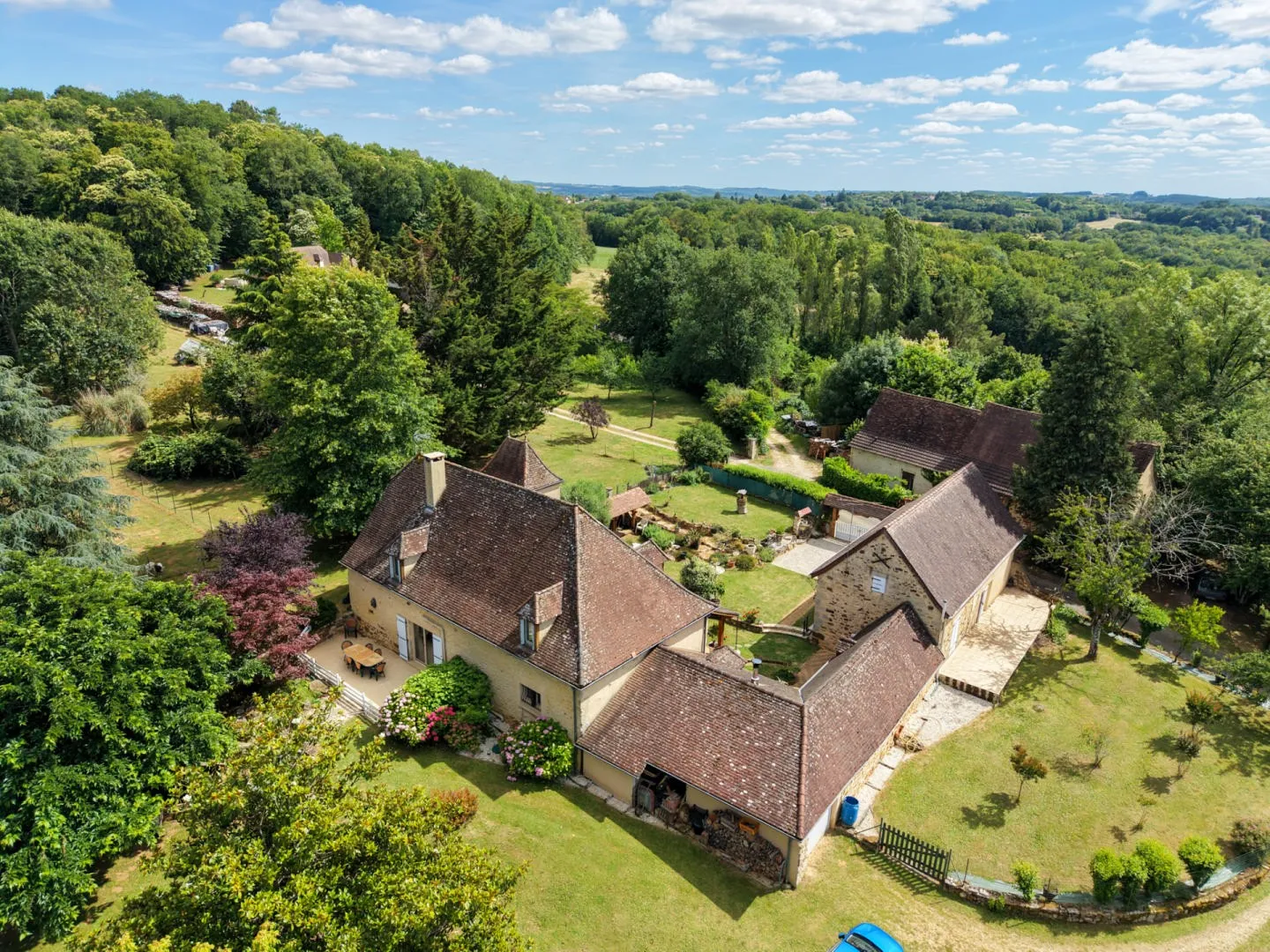 Victorian Farmhouse in Gourdon with Expansive Grounds and 5 Bedrooms - View image 16 of 39