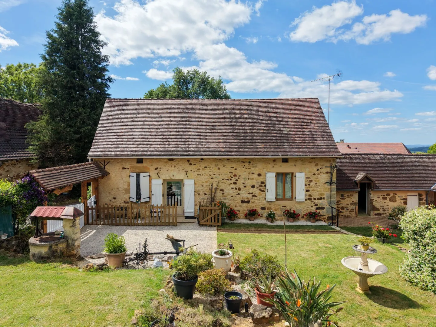 Victorian Farmhouse in Gourdon with Expansive Grounds and 5 Bedrooms - View image 31 of 39