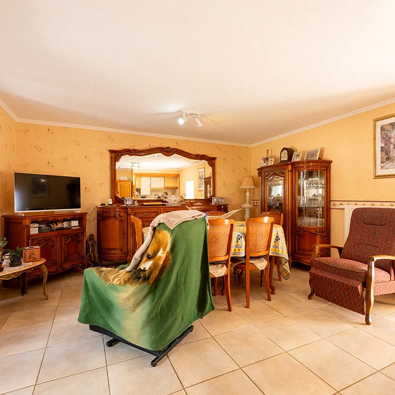 View image 32