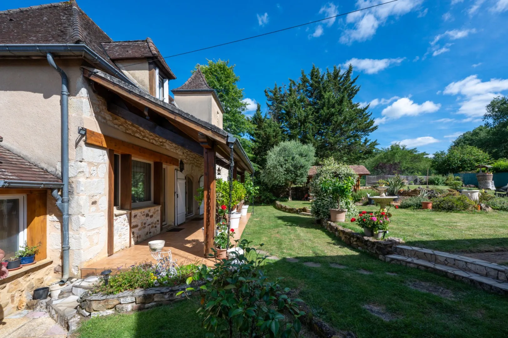 Victorian Farmhouse in Gourdon with Expansive Grounds and 5 Bedrooms - View image 37 of 39
