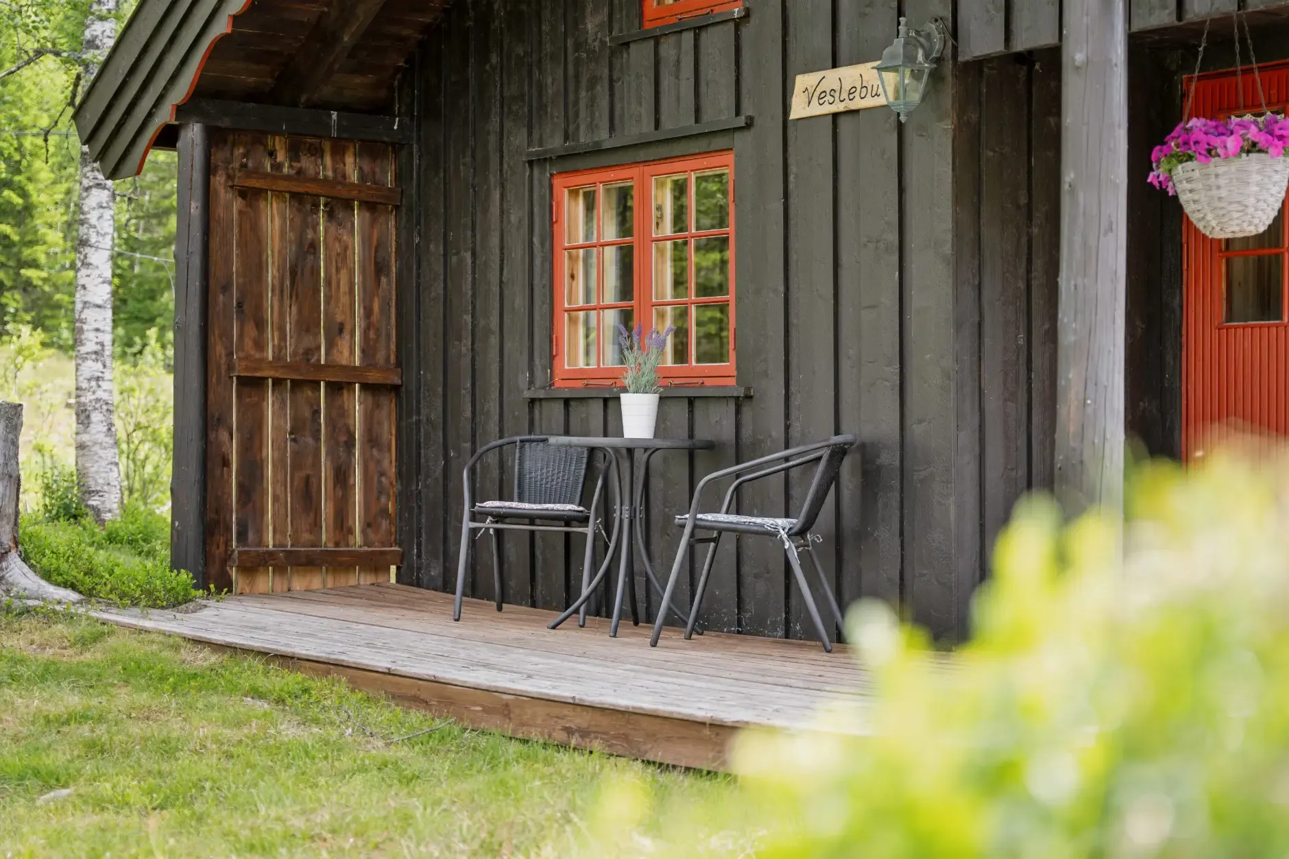 Compact 1980s Country House on Expansive Lot Near Seljord's Scenic Waters - View image 10 of 35