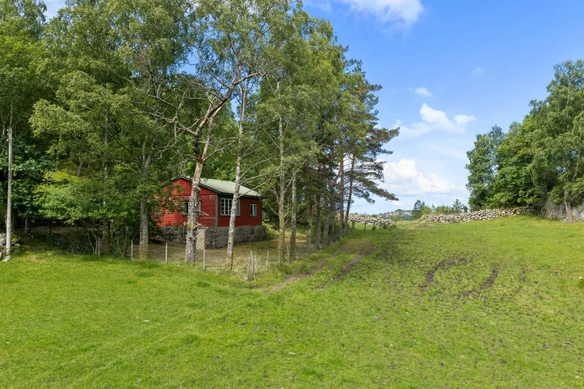 1930s Country House with Garden in Jørpeland, Norway - 4 Bedrooms - View image 9 of 33