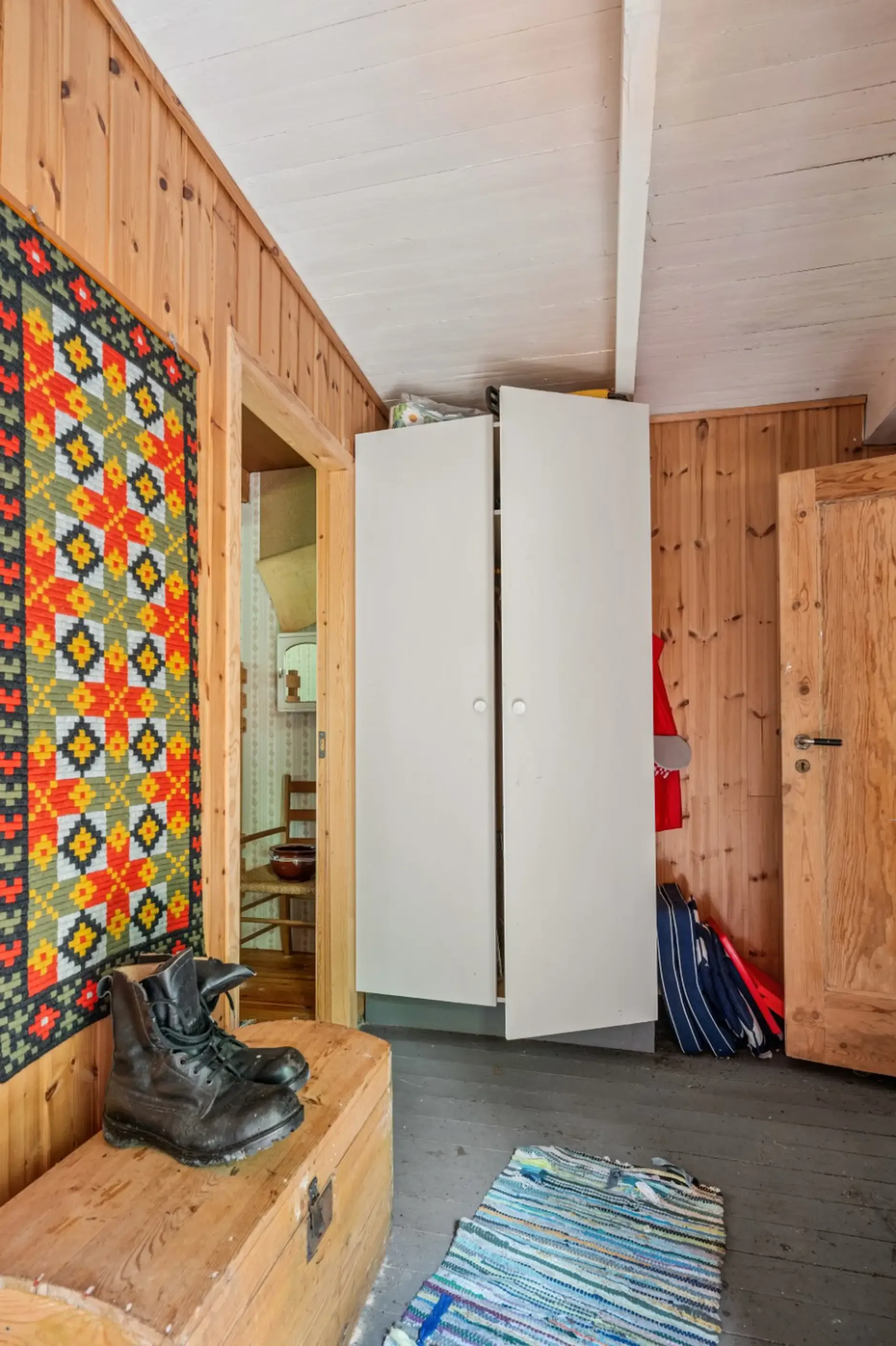 1930s Country House with Garden in Jørpeland, Norway - 4 Bedrooms - View image 17 of 33
