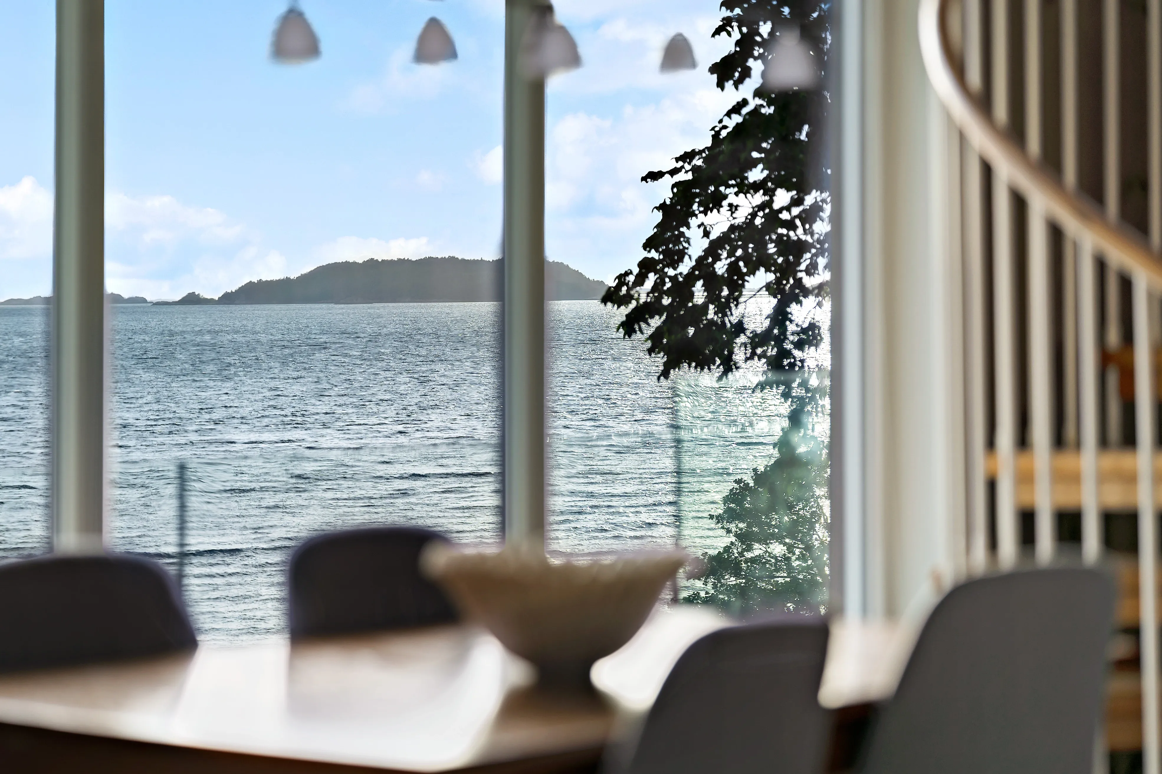 Norwegian Coast Cabin with Expansive Terrace and Sea Access - View image 26 of 35