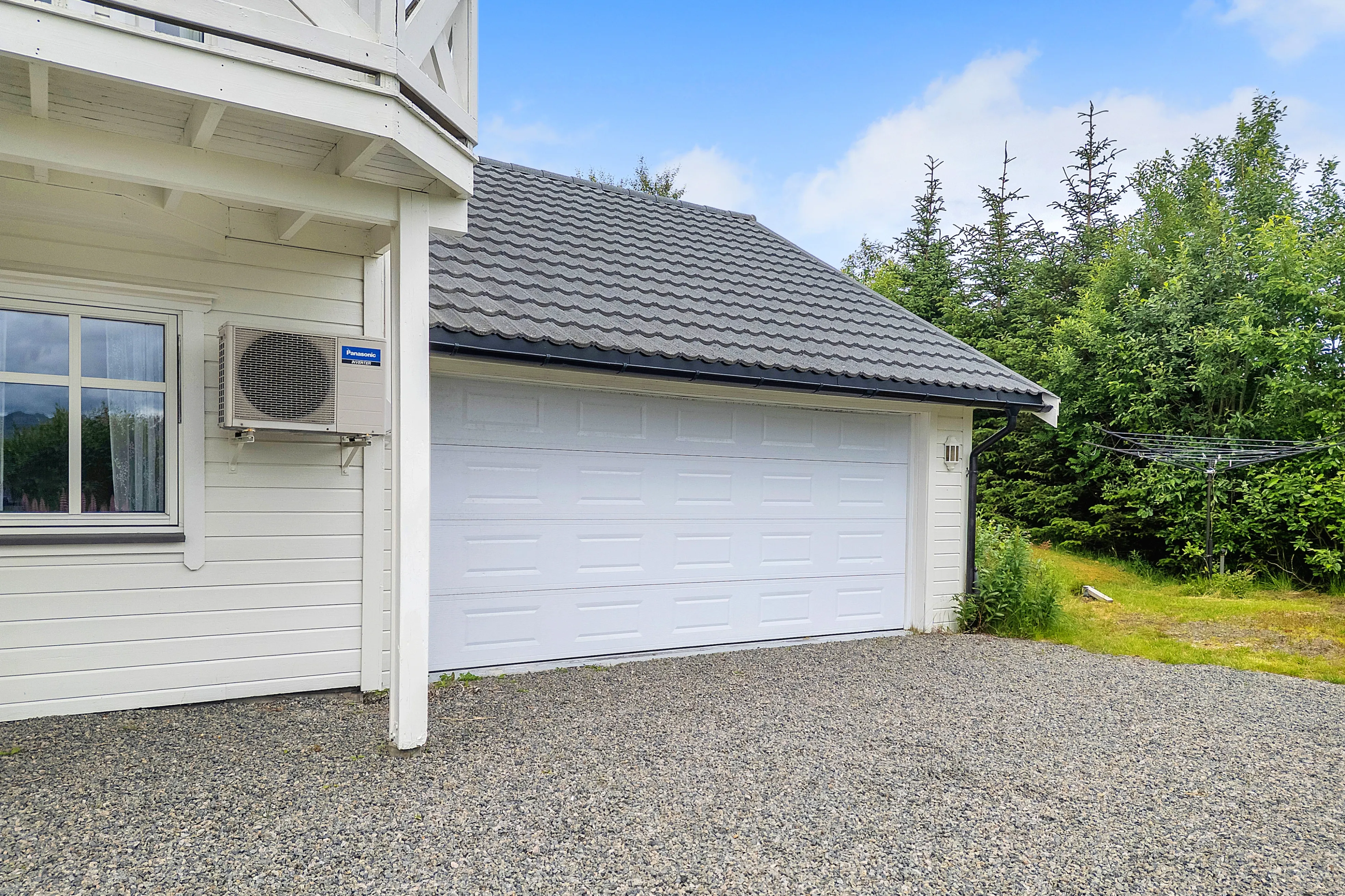 Modern Family House with Double Garage in Scenic Vesterålen - View image 27 of 34