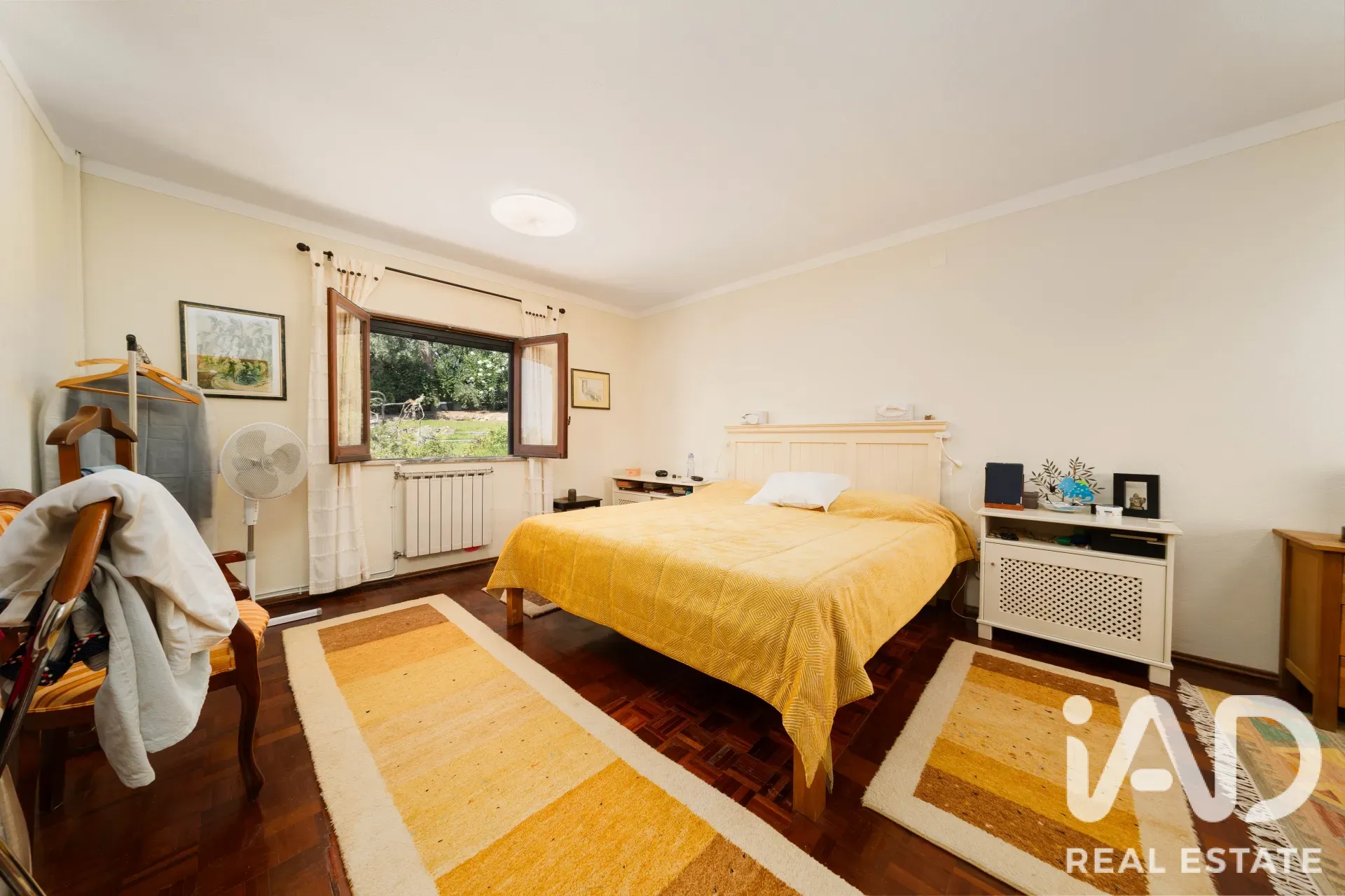 Expansive 5-Bedroom House with Pool and Garden in Alverca do Ribatejo - View image 10 of 40