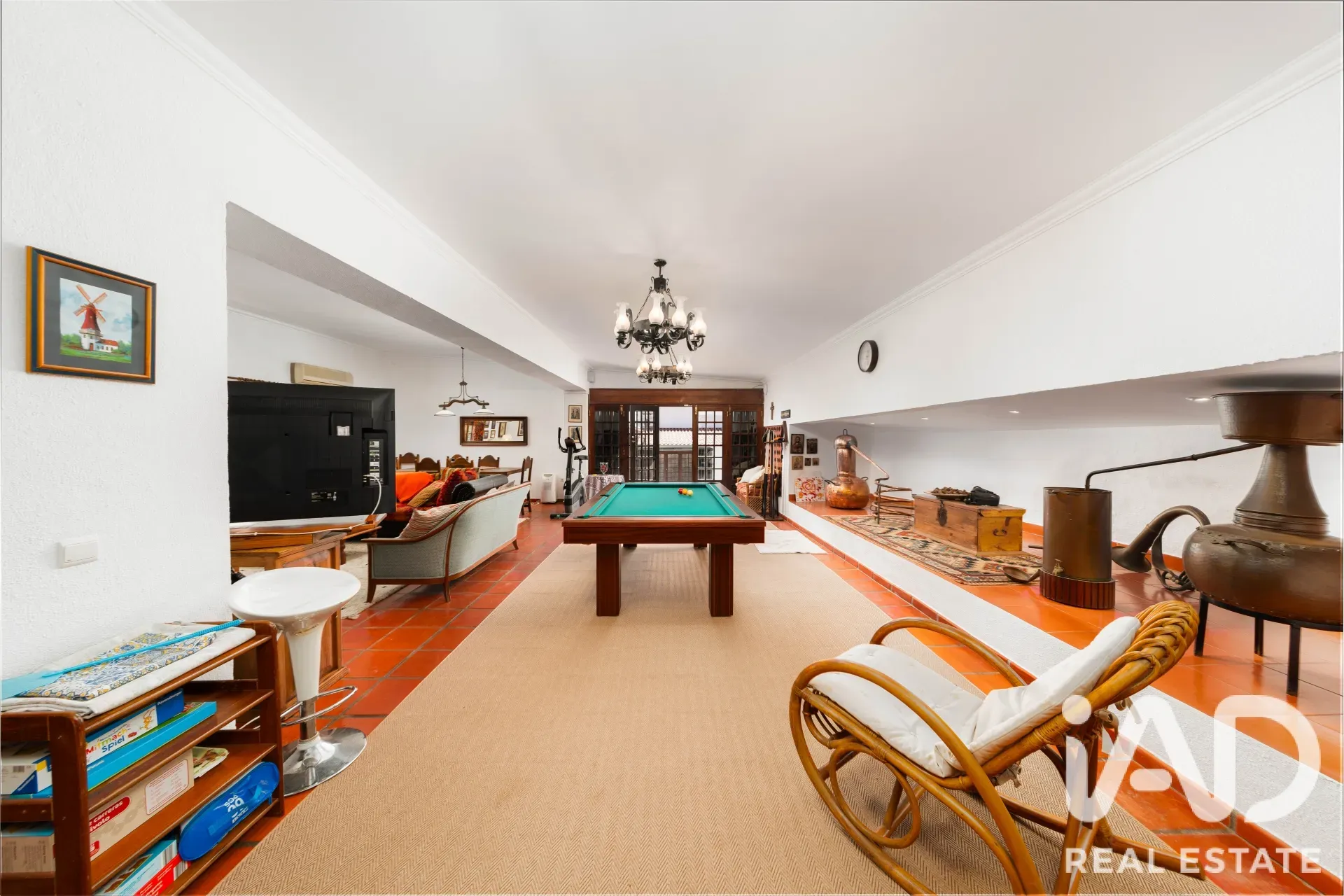 Expansive 5-Bedroom House with Pool and Garden in Alverca do Ribatejo - View image 24 of 40