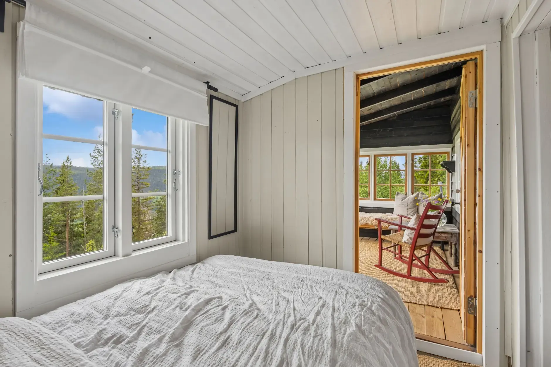 1960s Country House with Garden and Terrace in Scenic Valdres, Norway - View image 17 of 34