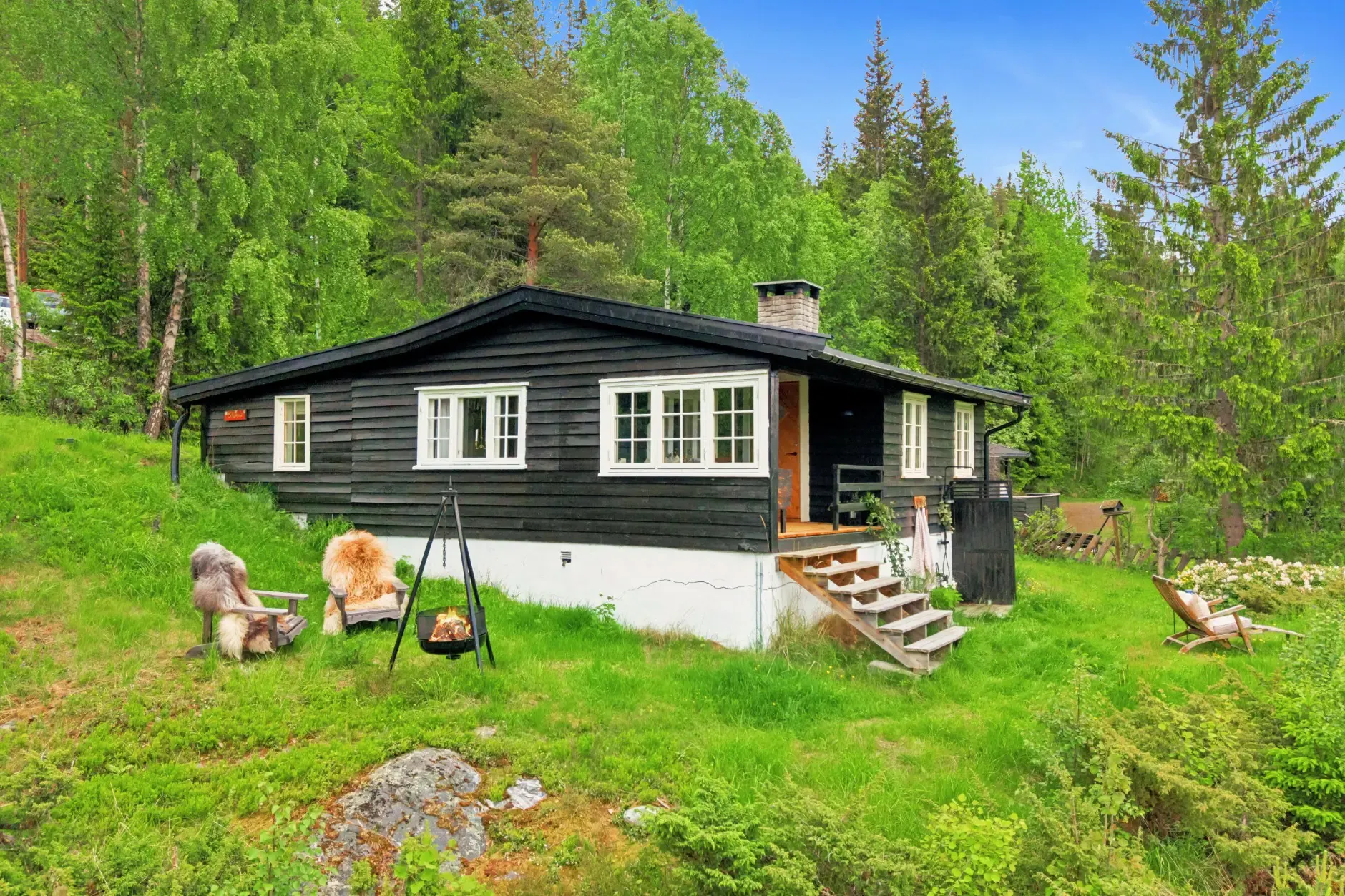1960s Country House with Garden and Terrace in Scenic Valdres, Norway - View image 25 of 34