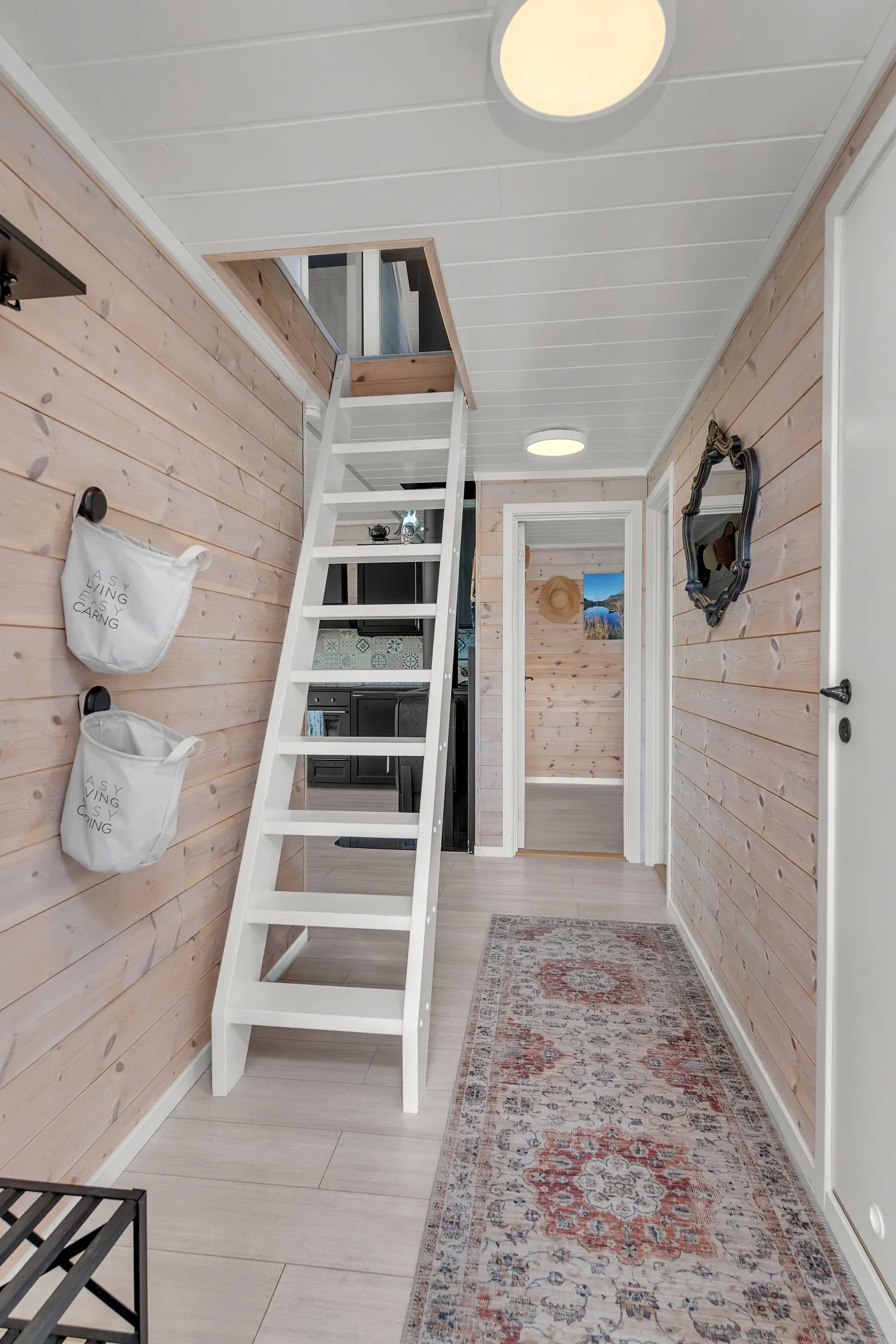 Modern 2-Bedroom Cabin with Expansive Terrace in Scenic Eidsfjorden, Norway - View image 15 of 35
