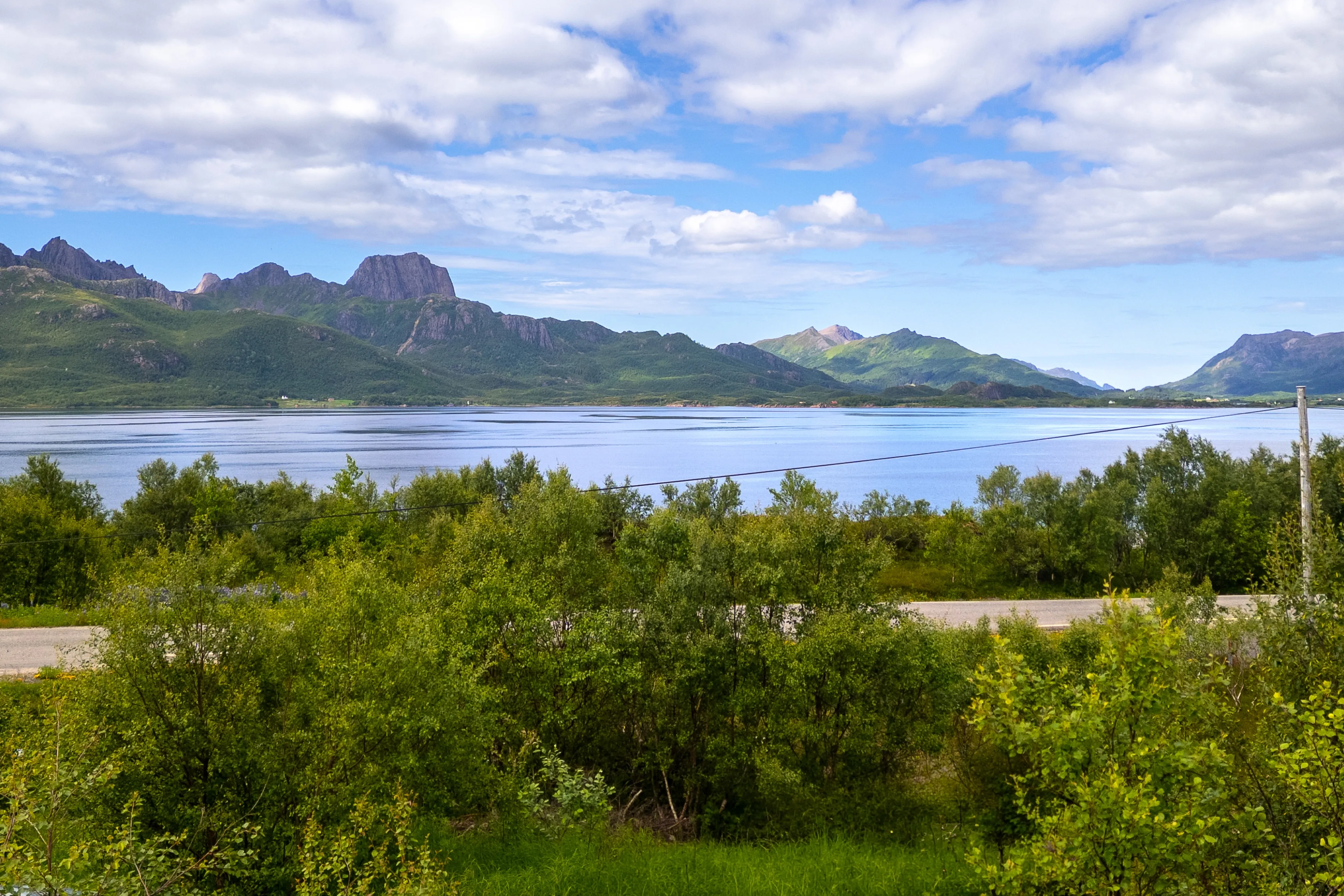 Modern 2-Bedroom Cabin with Expansive Terrace in Scenic Eidsfjorden, Norway - View image 22 of 35