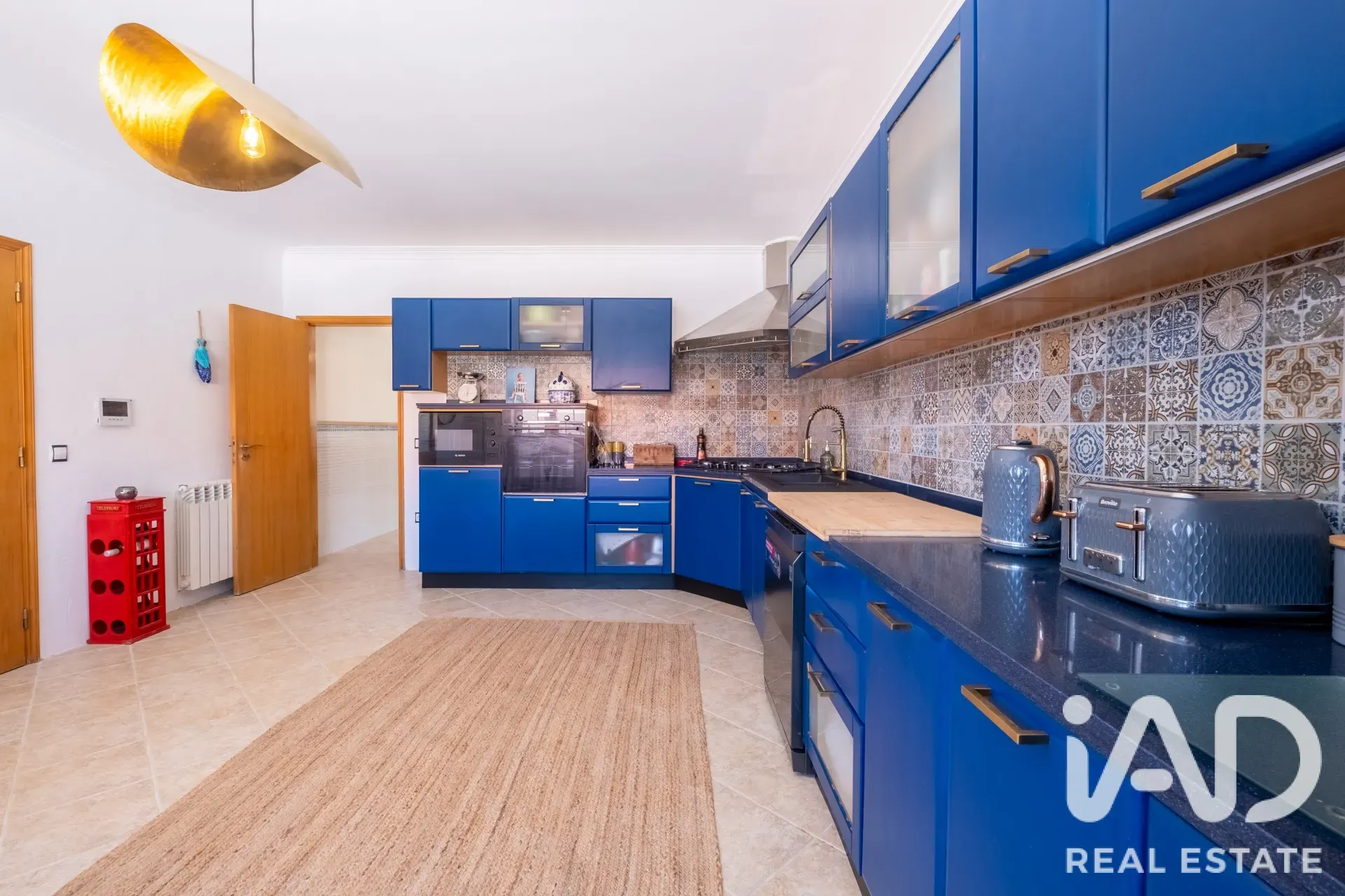 Contemporary 4-Bedroom House with Gym and Gardens in Pataias, Portugal - View image 8 of 39