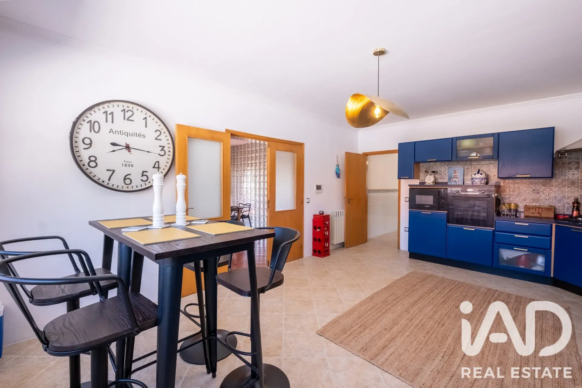Contemporary 4-Bedroom House with Gym and Gardens in Pataias, Portugal - View image 10 of 39