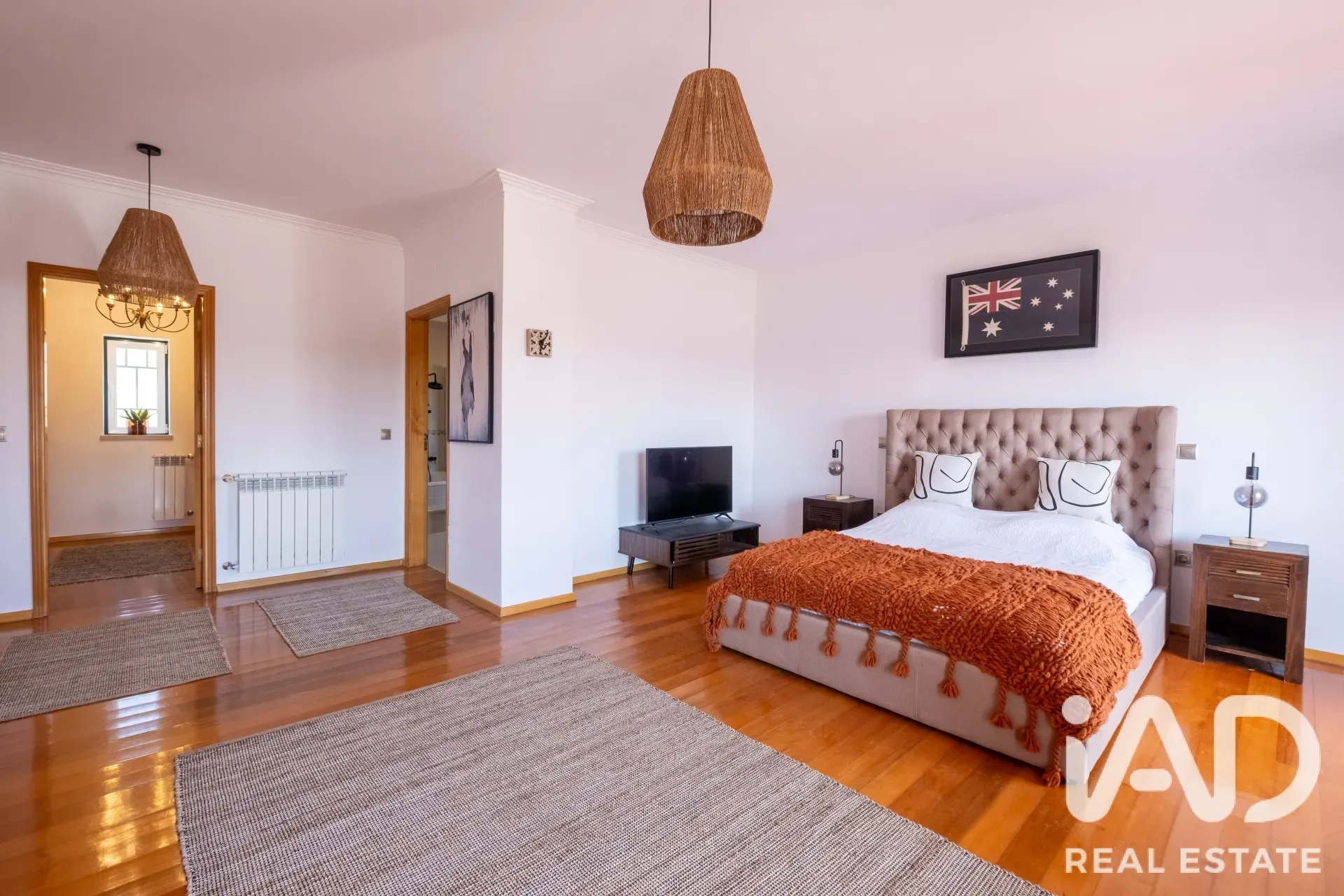 Contemporary 4-Bedroom House with Gym and Gardens in Pataias, Portugal - View image 25 of 39
