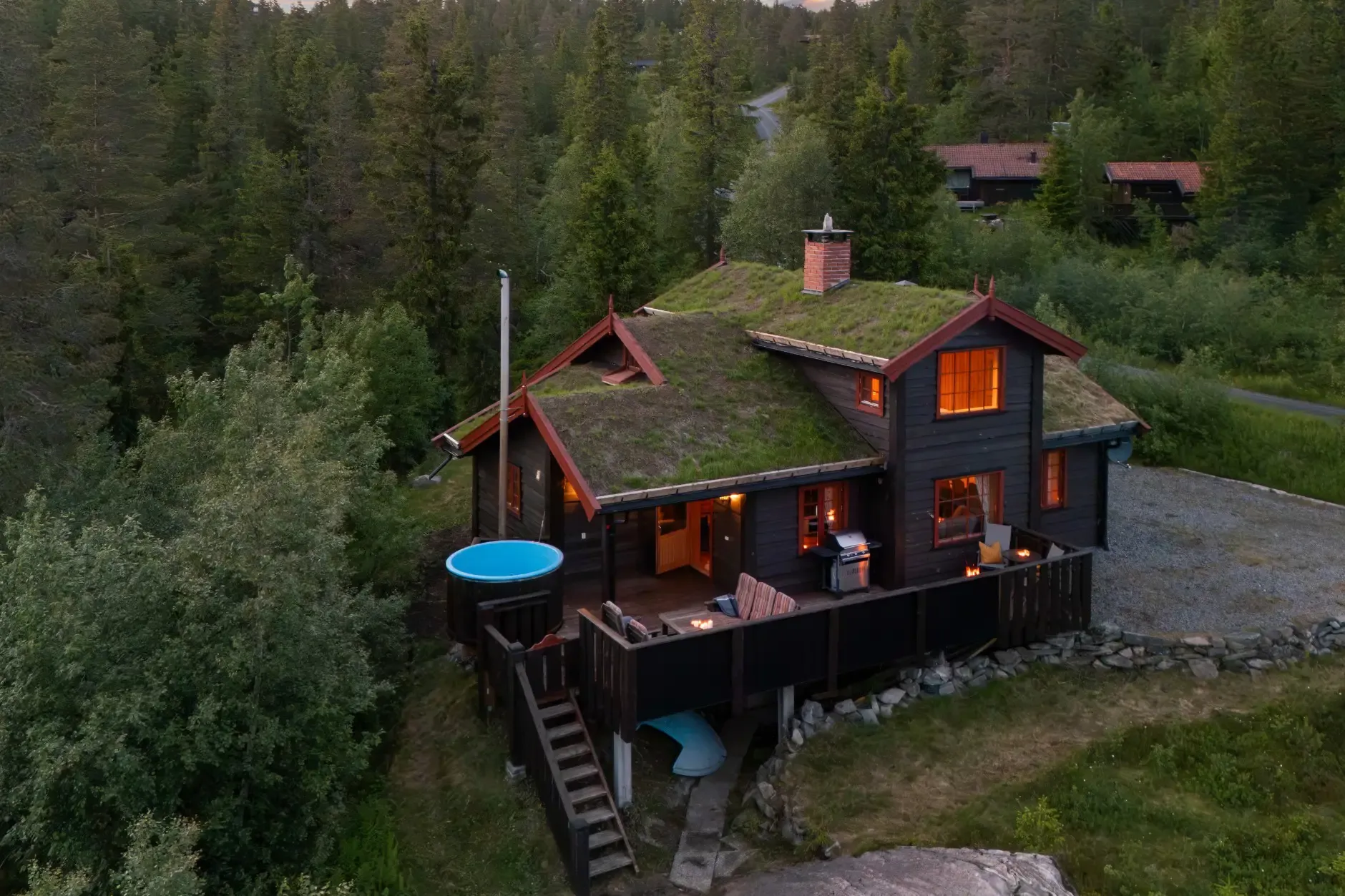 Modern 3-Bedroom Country House with Terrace Near Tråenvatna, Norway - View image 10 of 41
