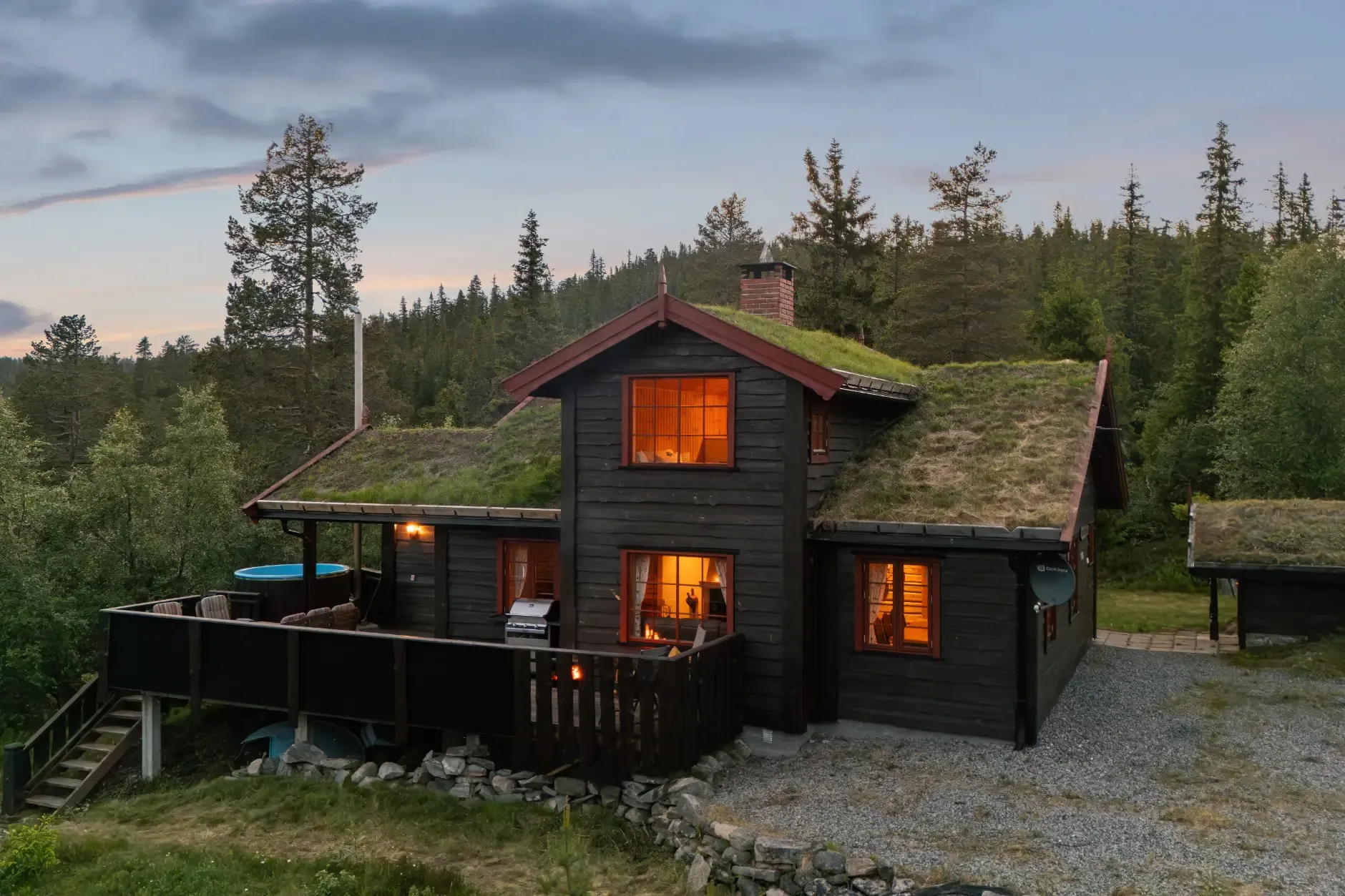 Modern 3-Bedroom Country House with Terrace Near Tråenvatna, Norway - View image 12 of 41