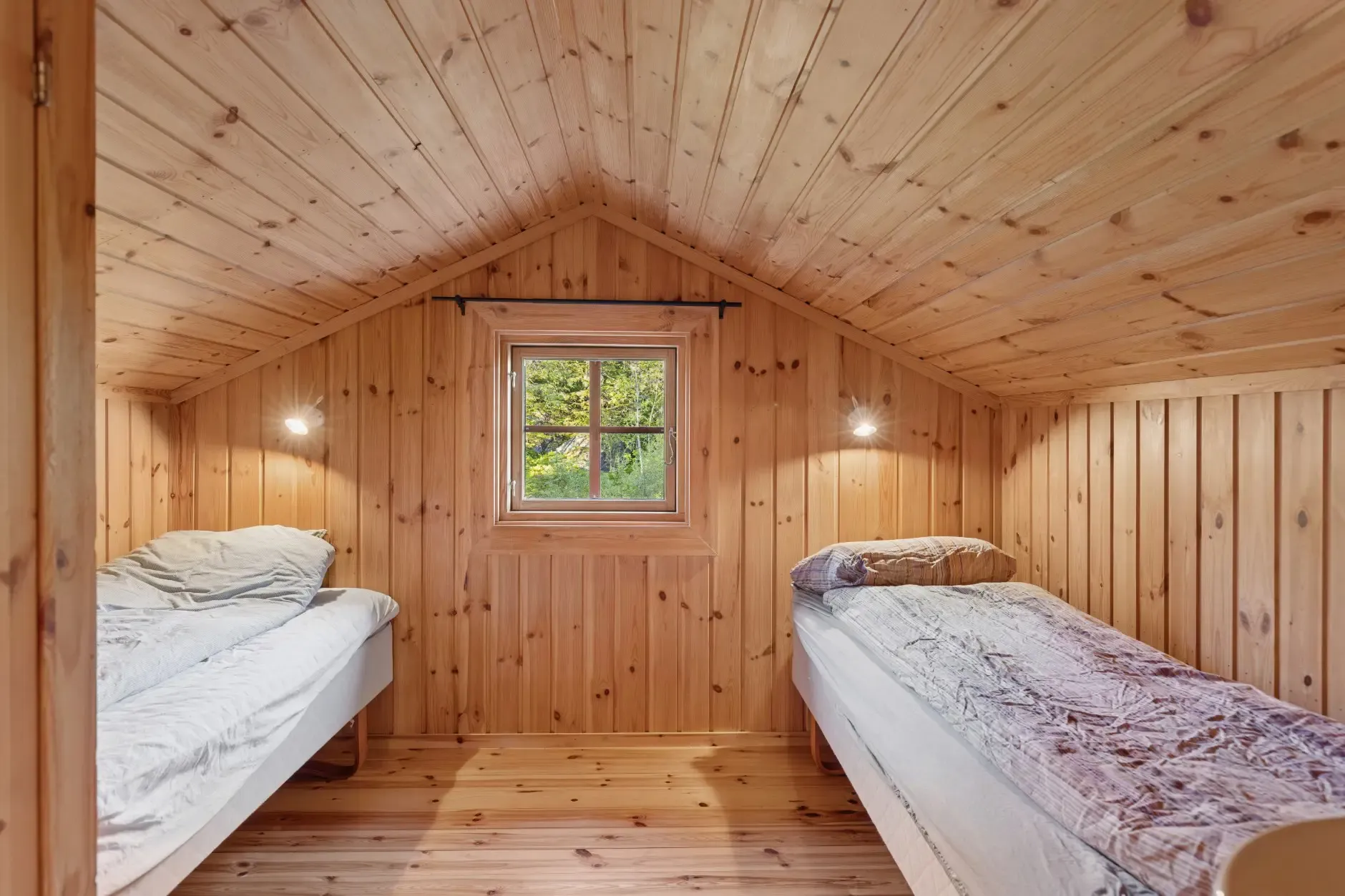 Modern 3-Bedroom Country House with Terrace Near Tråenvatna, Norway - View image 36 of 41