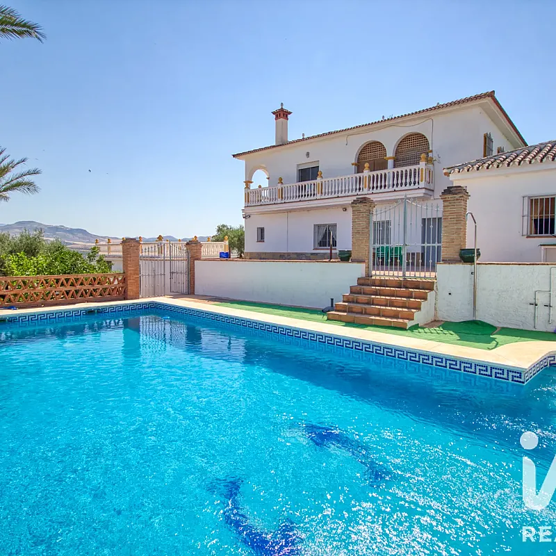 Modern Álora Home with Pool and Expansive Garden on Spacious Lot
