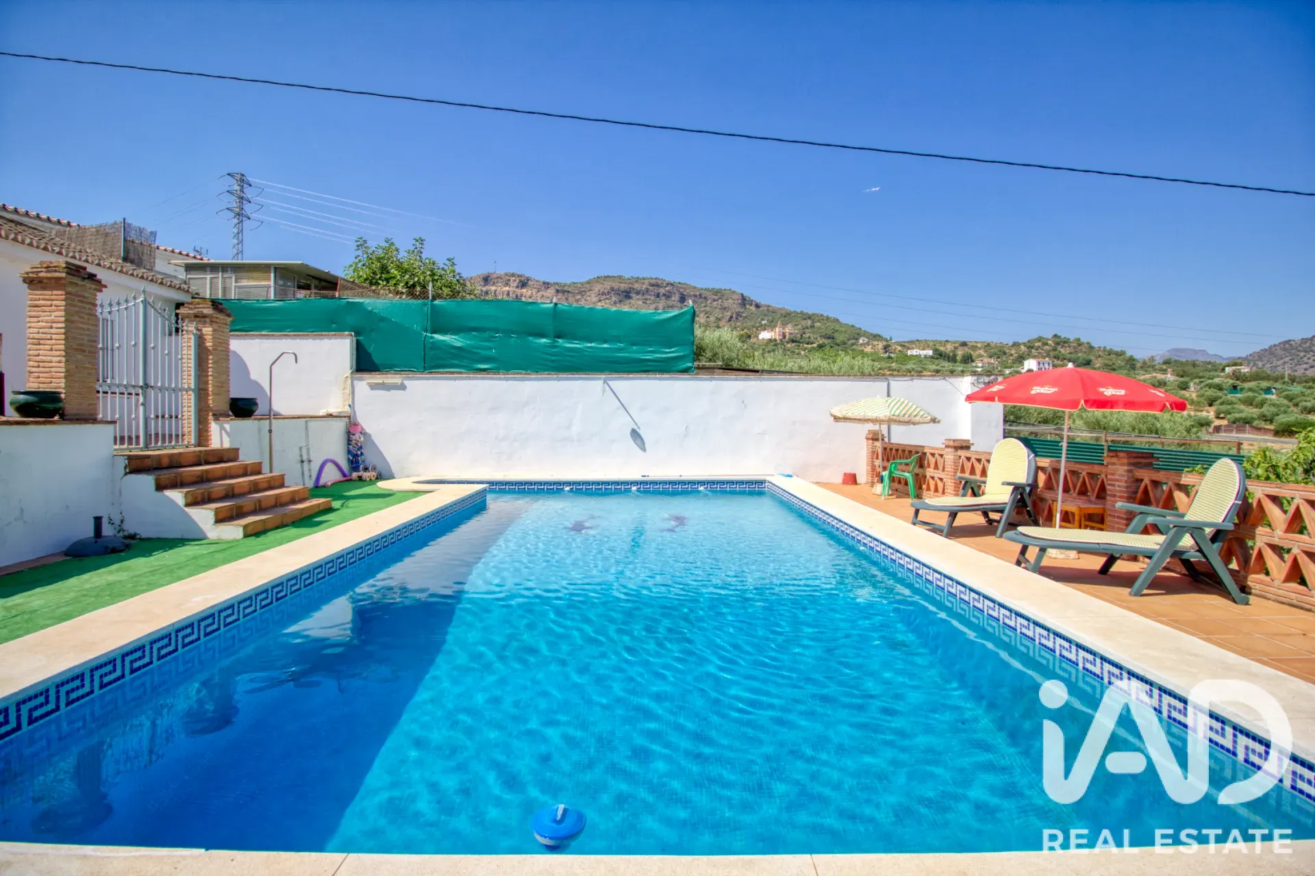 Modern Álora Home with Pool and Expansive Garden on Spacious Lot - View image 31 of 34