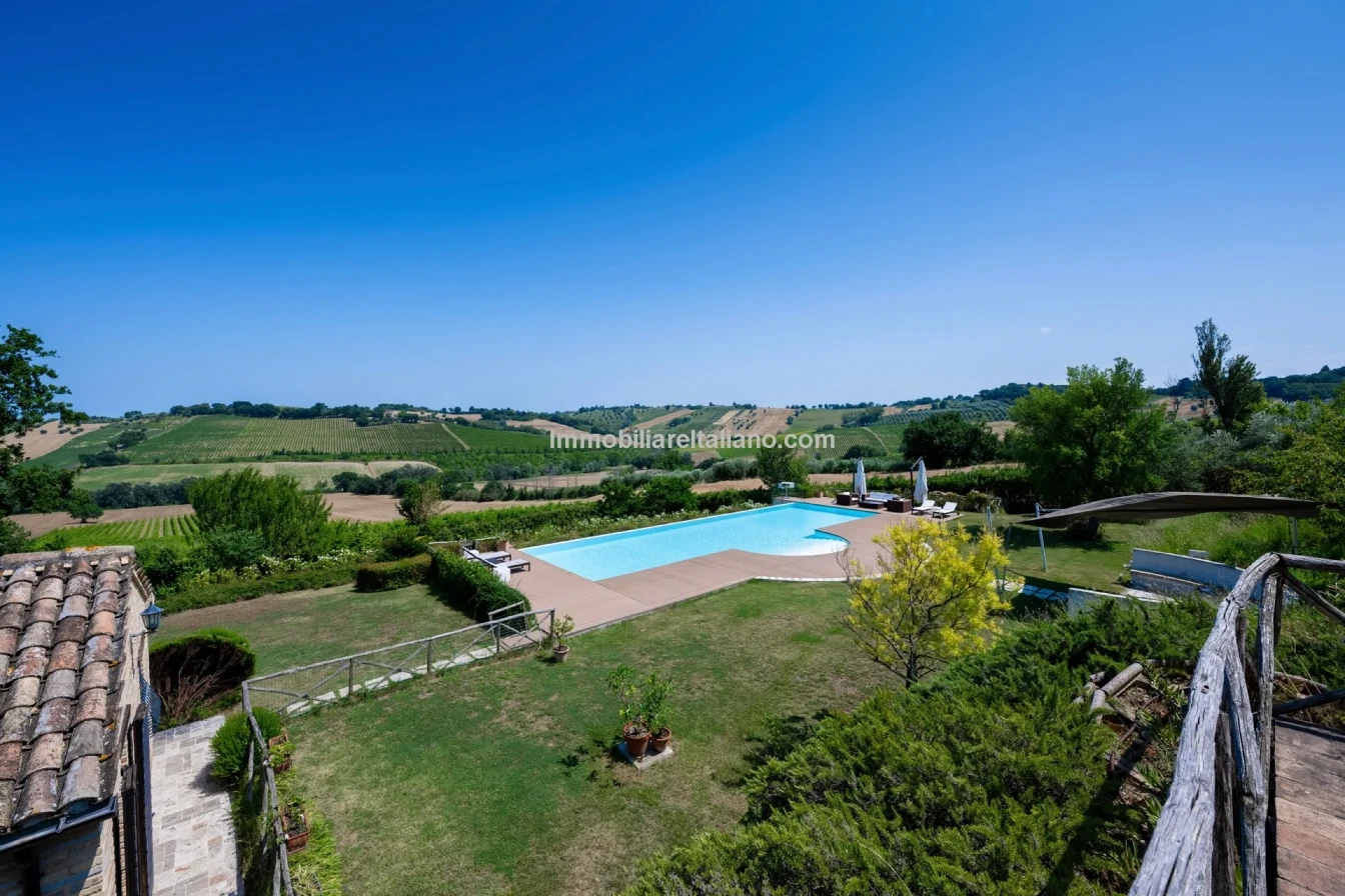 Villa exclusive de 7 chambres avec piscine et maison d'hôtes à Jesi, Italie - Voir l'image 20 sur 56