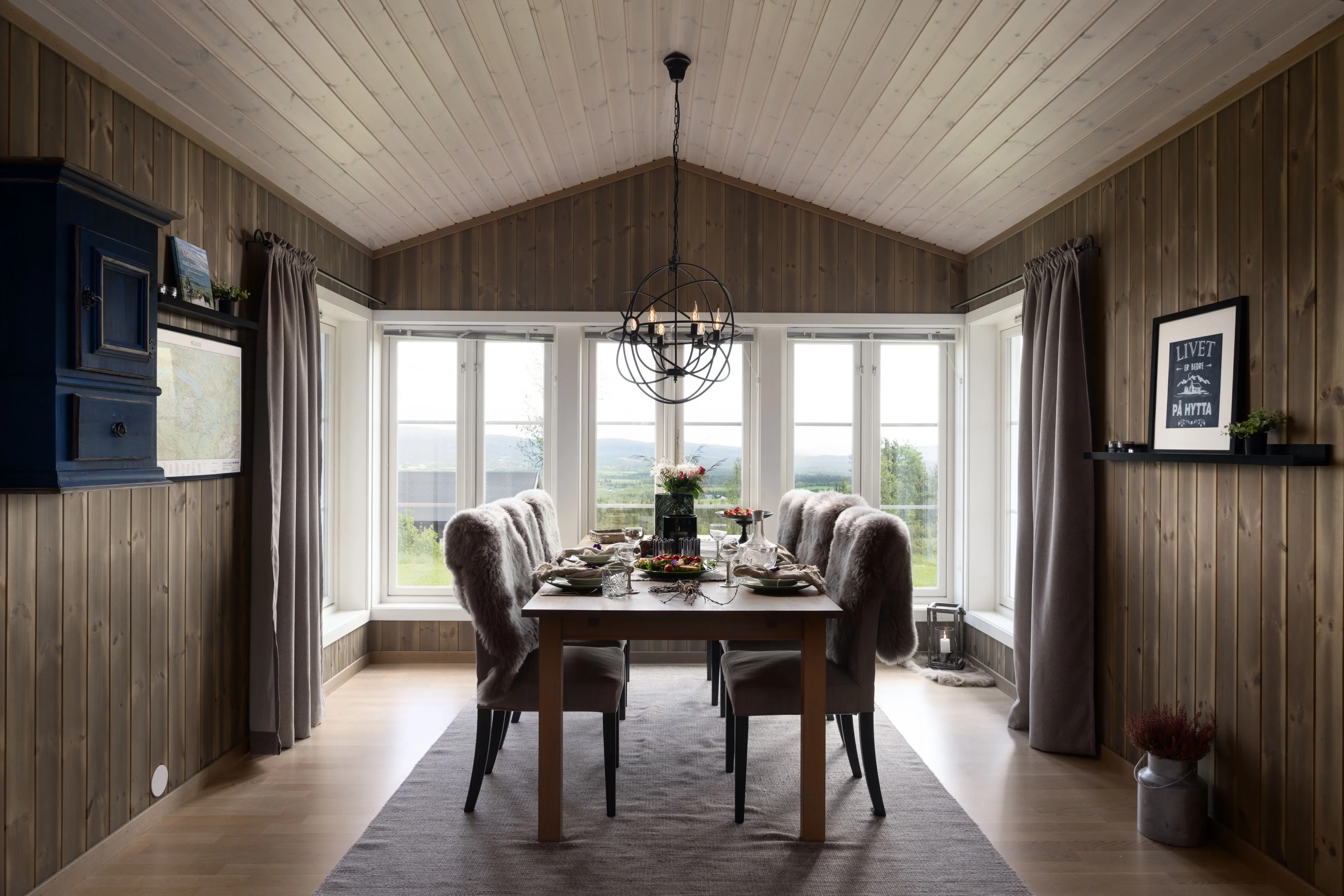 Modern 3-Bedroom Cabin with Expansive Terrace in Scenic Bualie, Norway - View image 9 of 37