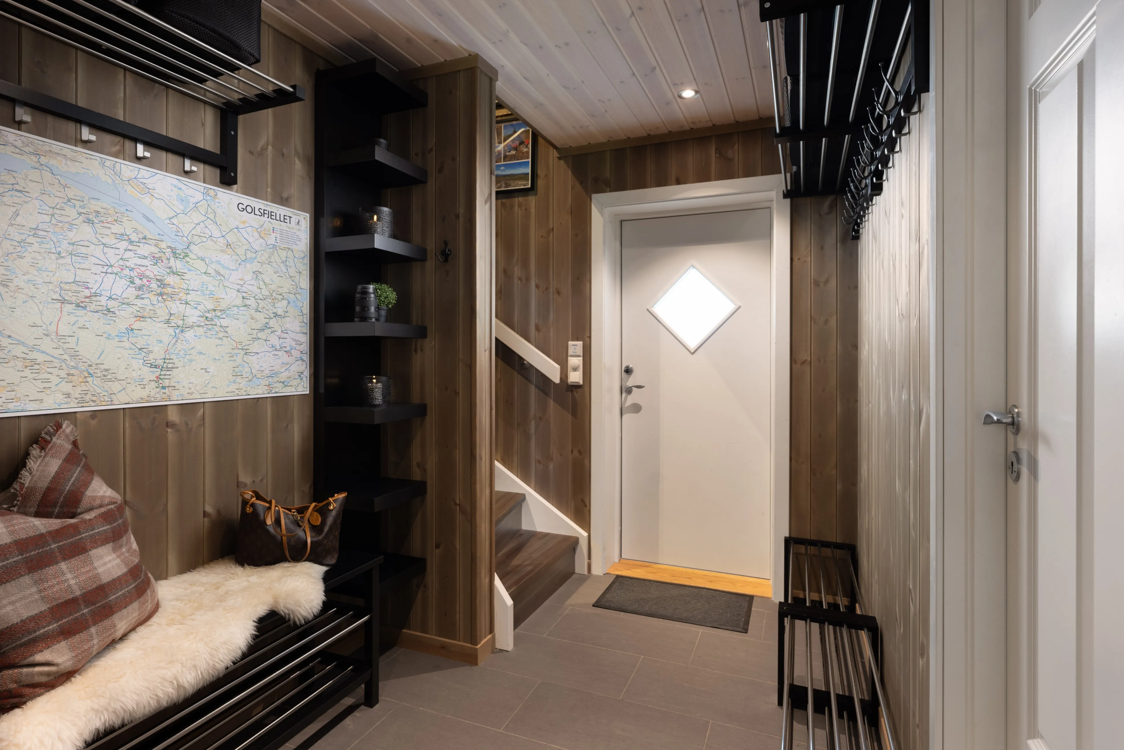 Modern 3-Bedroom Cabin with Expansive Terrace in Scenic Bualie, Norway - View image 21 of 37