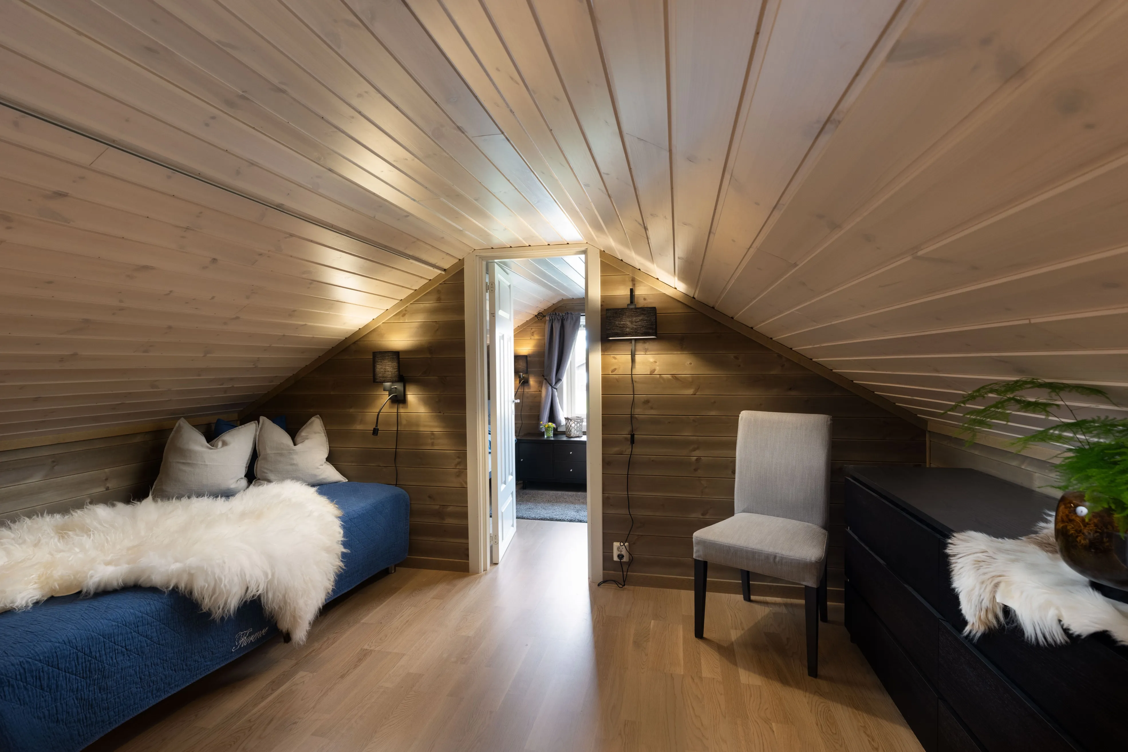 Modern 3-Bedroom Cabin with Expansive Terrace in Scenic Bualie, Norway - View image 24 of 37