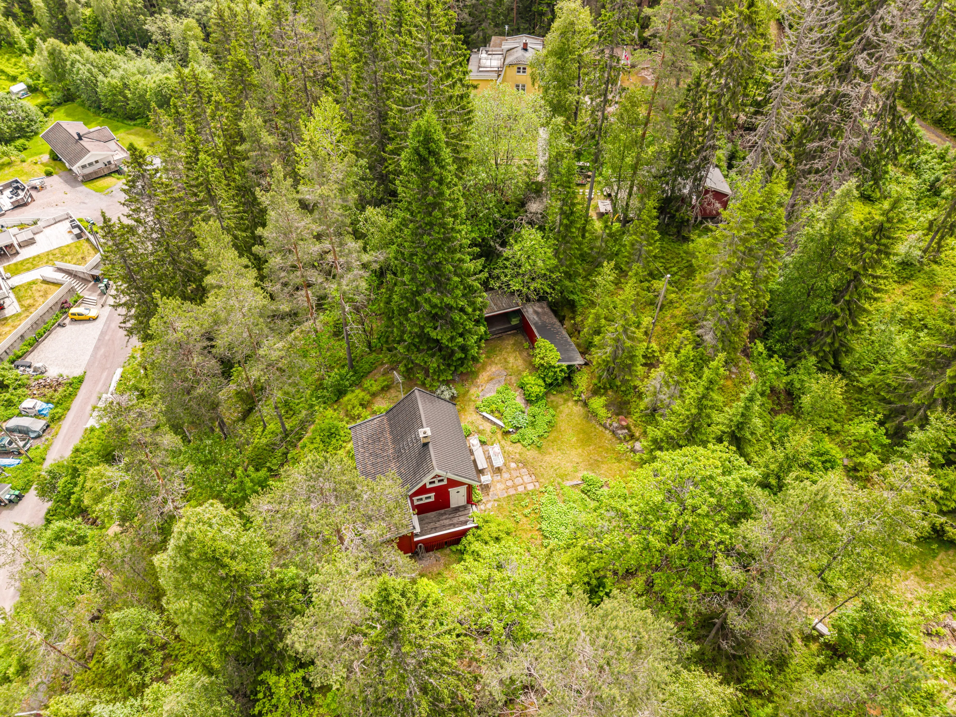 1930s Hakadal Cottage with Expansive Grounds and Terrace - View image 6 of 50