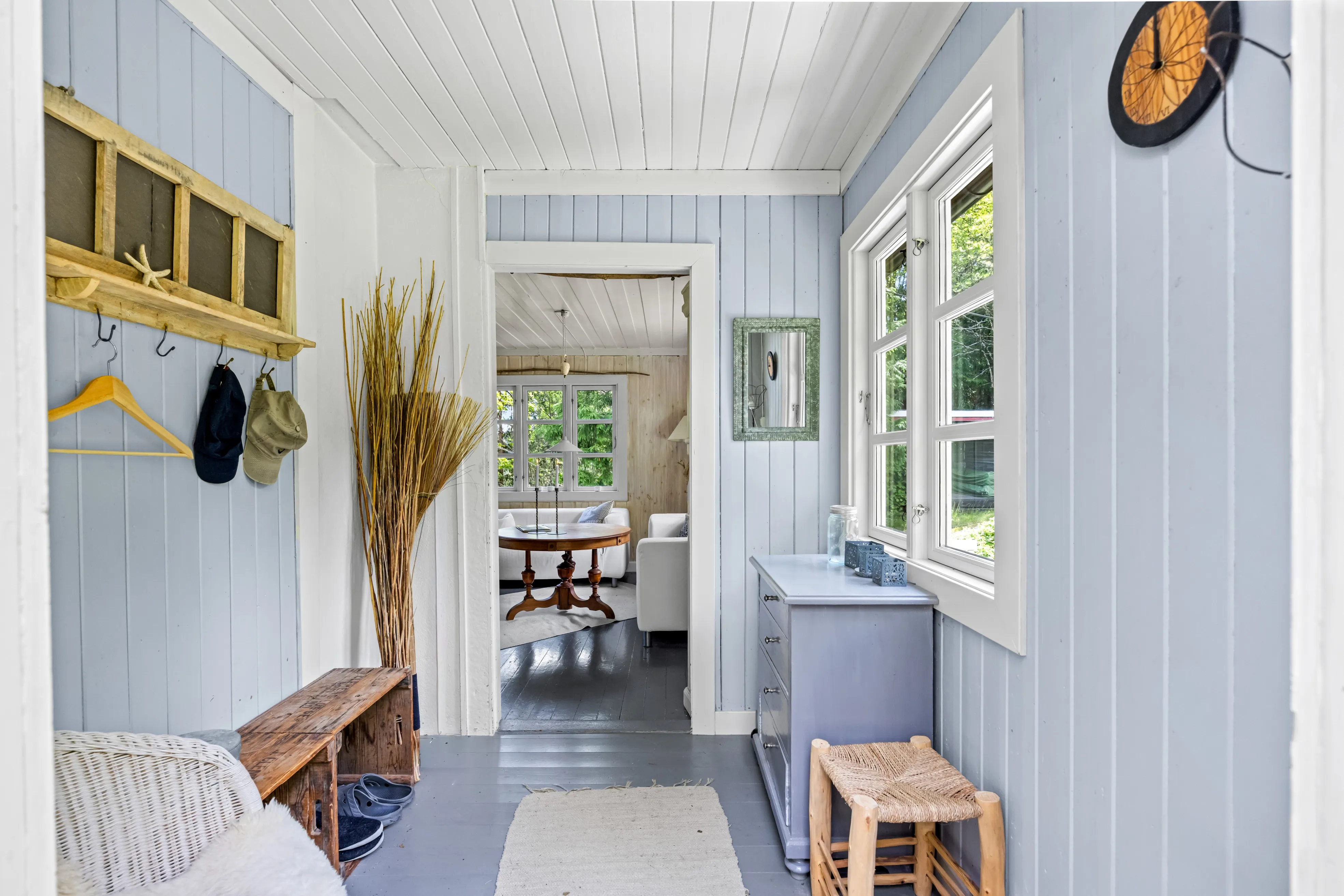 1930s Hakadal Cottage with Expansive Grounds and Terrace - View image 10 of 50