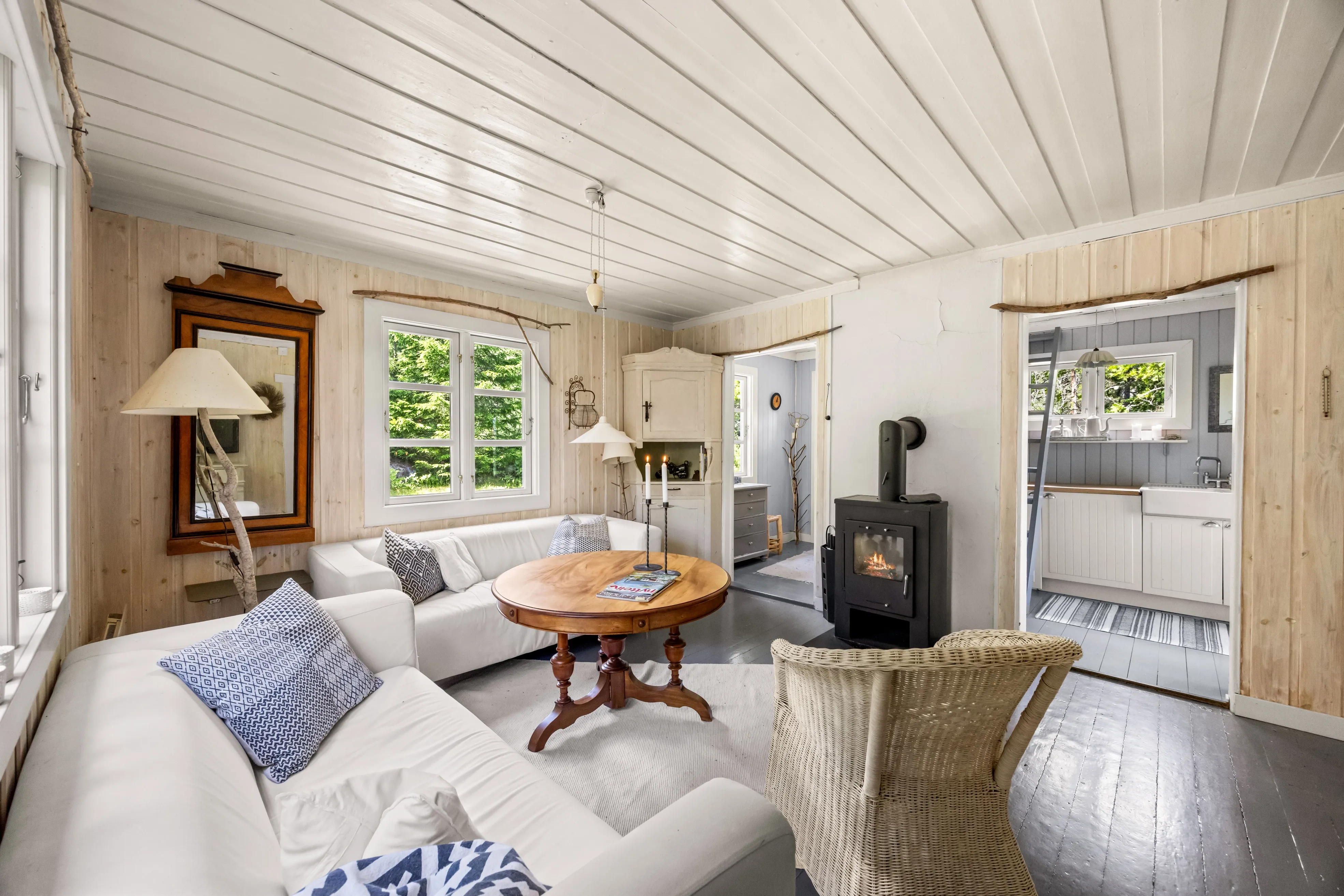 1930s Hakadal Cottage with Expansive Grounds and Terrace - View image 16 of 50