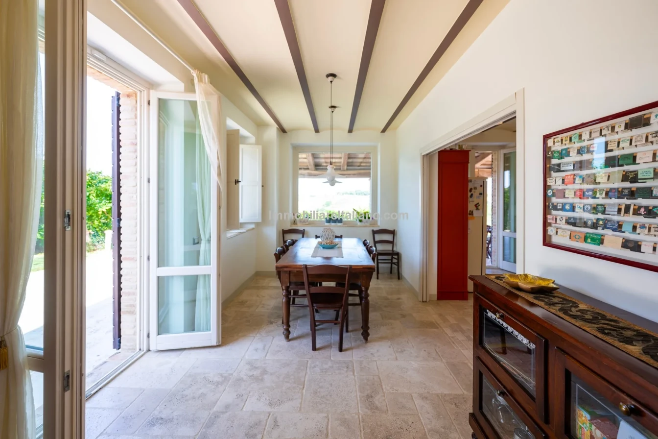 Villa exclusive de 7 chambres avec piscine et maison d'hôtes à Jesi, Italie - Voir l'image 29 sur 56