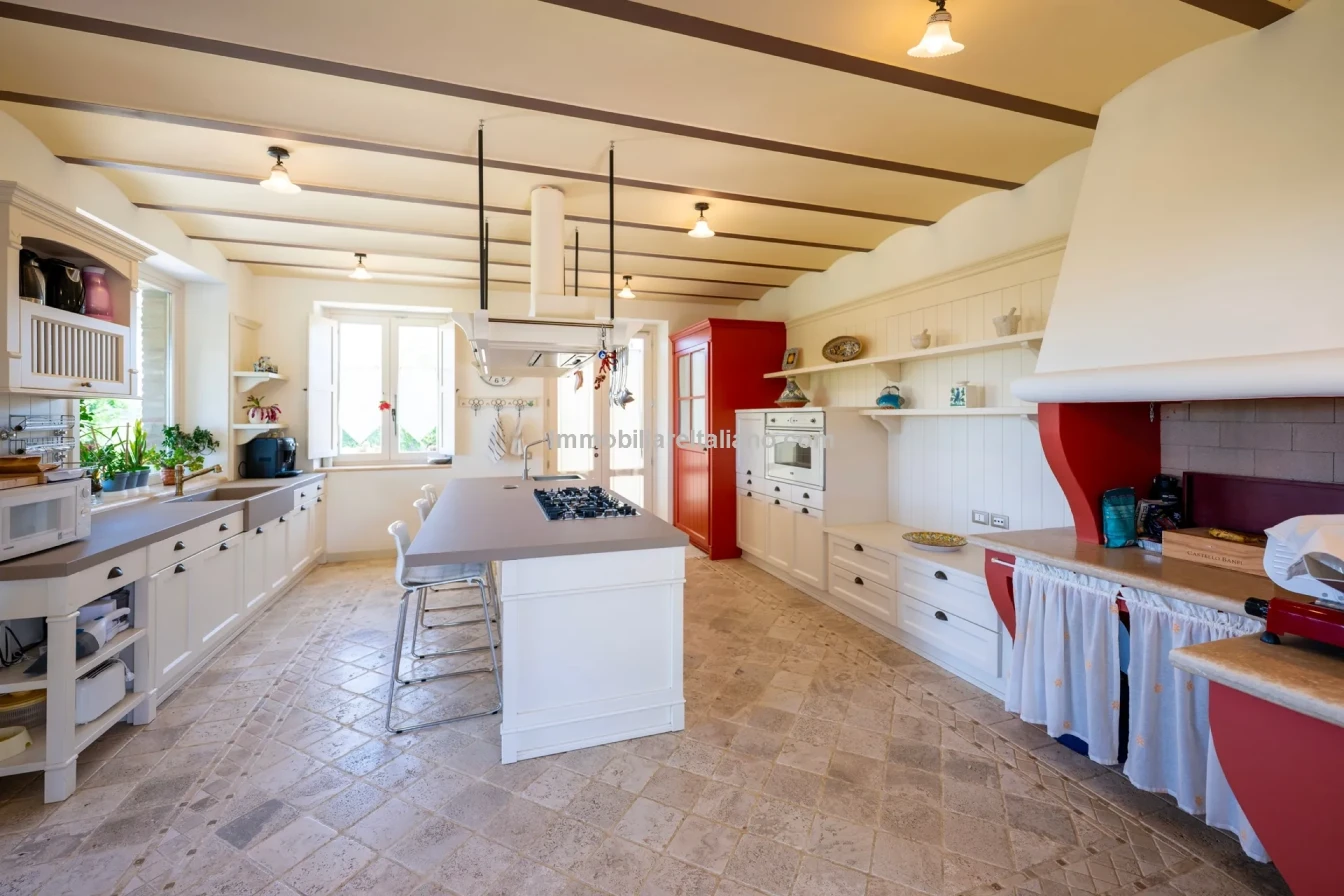 Villa exclusive de 7 chambres avec piscine et maison d'hôtes à Jesi, Italie - Voir l'image 30 sur 56