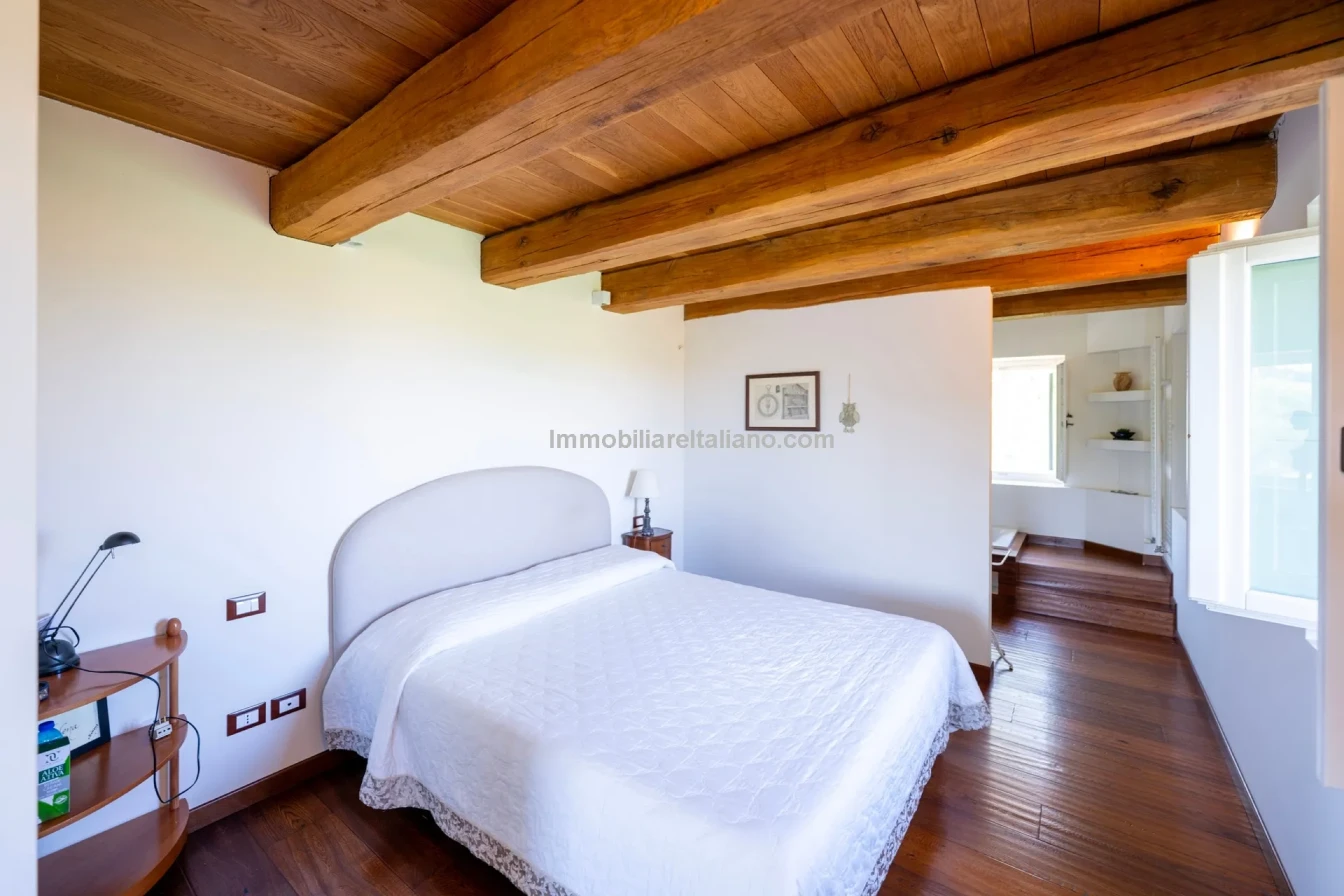 Villa exclusive de 7 chambres avec piscine et maison d'hôtes à Jesi, Italie - Voir l'image 34 sur 56