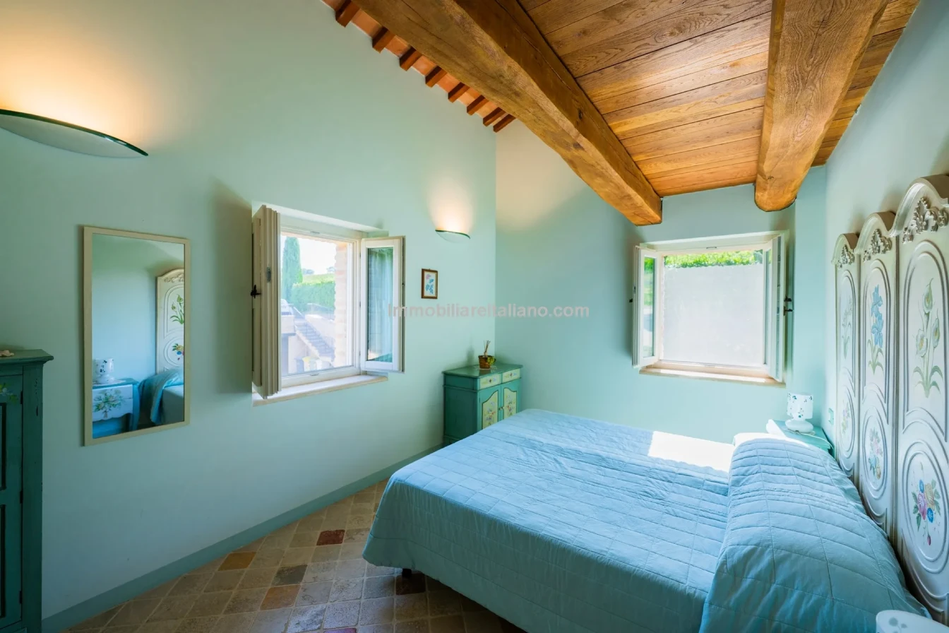 Villa exclusive de 7 chambres avec piscine et maison d'hôtes à Jesi, Italie - Voir l'image 39 sur 56