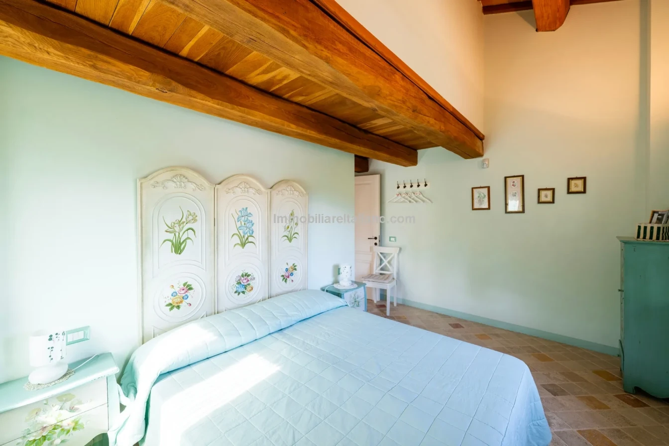 Villa exclusive de 7 chambres avec piscine et maison d'hôtes à Jesi, Italie - Voir l'image 40 sur 56