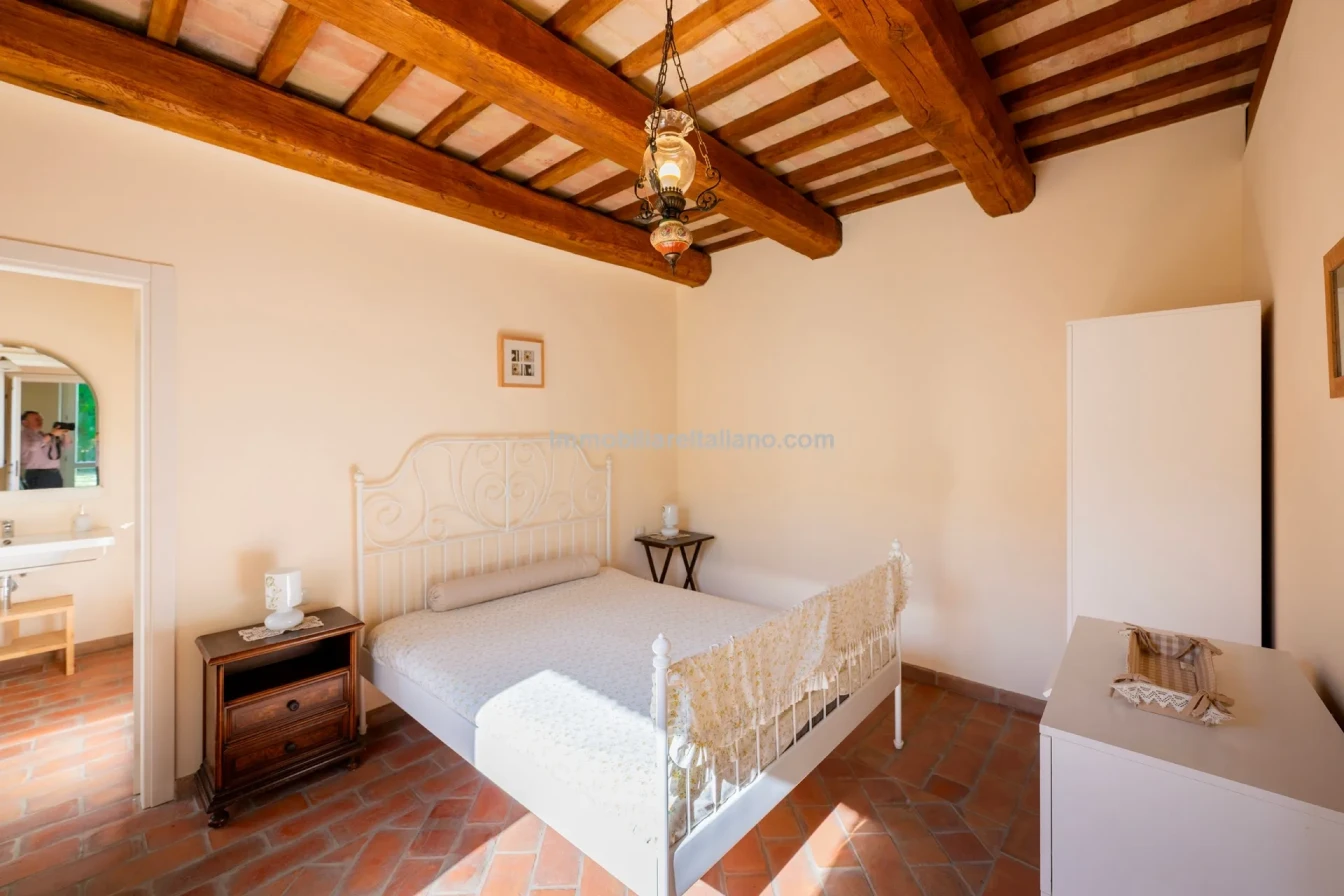 Villa exclusive de 7 chambres avec piscine et maison d'hôtes à Jesi, Italie - Voir l'image 53 sur 56