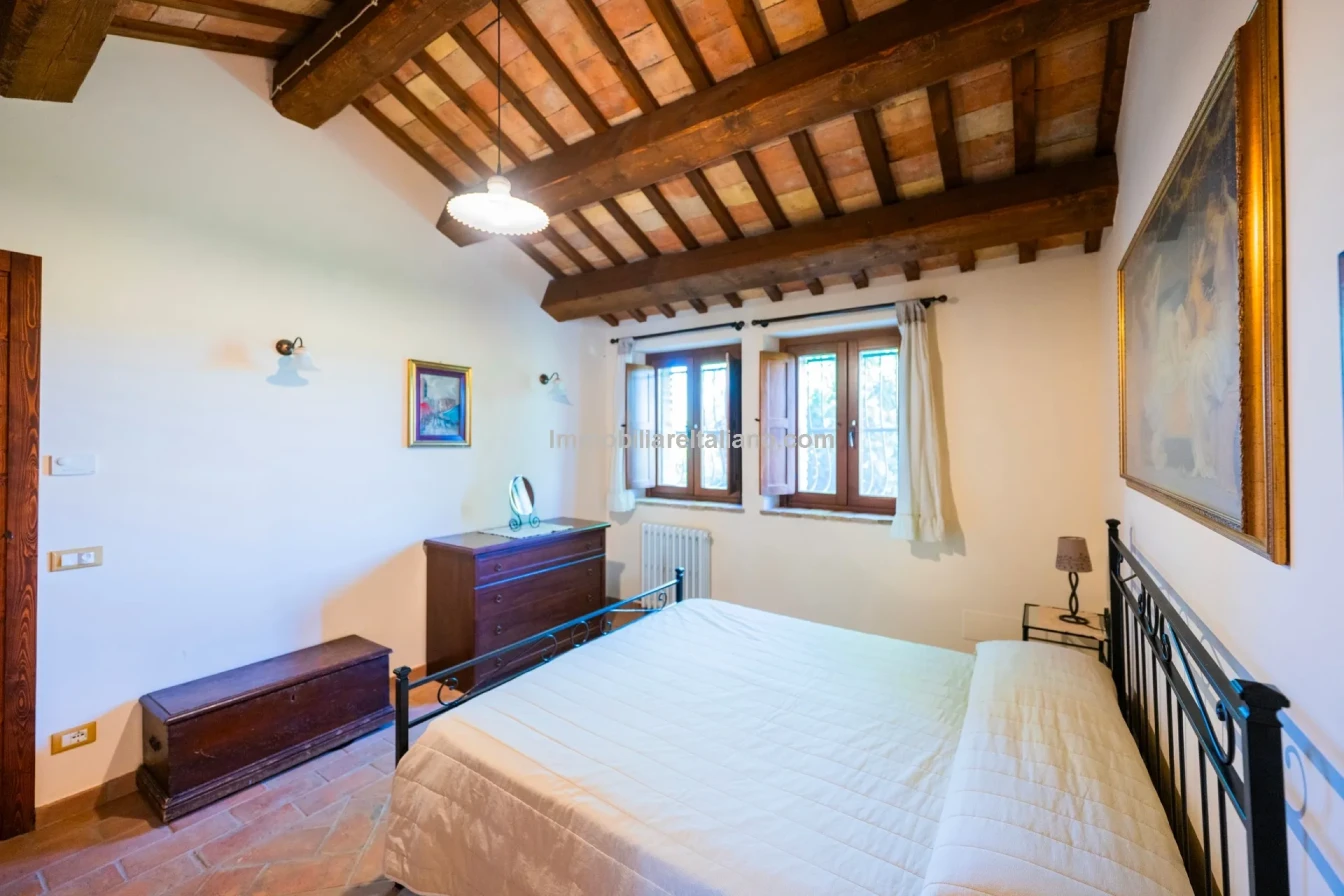 Villa exclusive de 7 chambres avec piscine et maison d'hôtes à Jesi, Italie - Voir l'image 55 sur 56