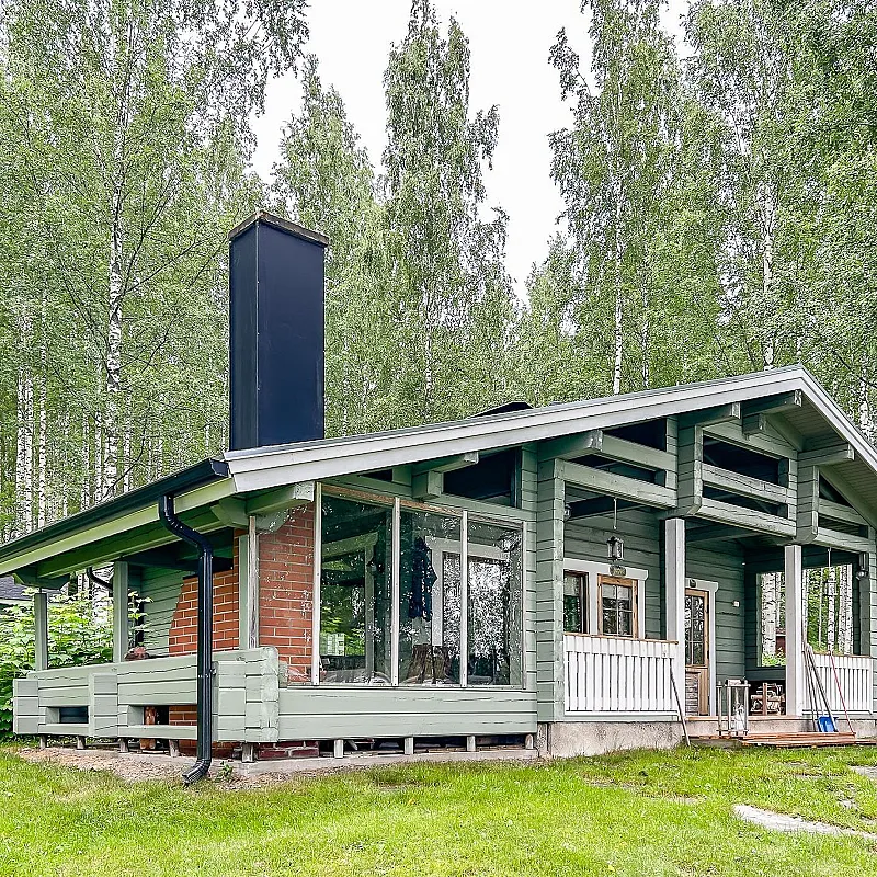 Finsk feriebolig ved søen med store grunde i Savonlinna