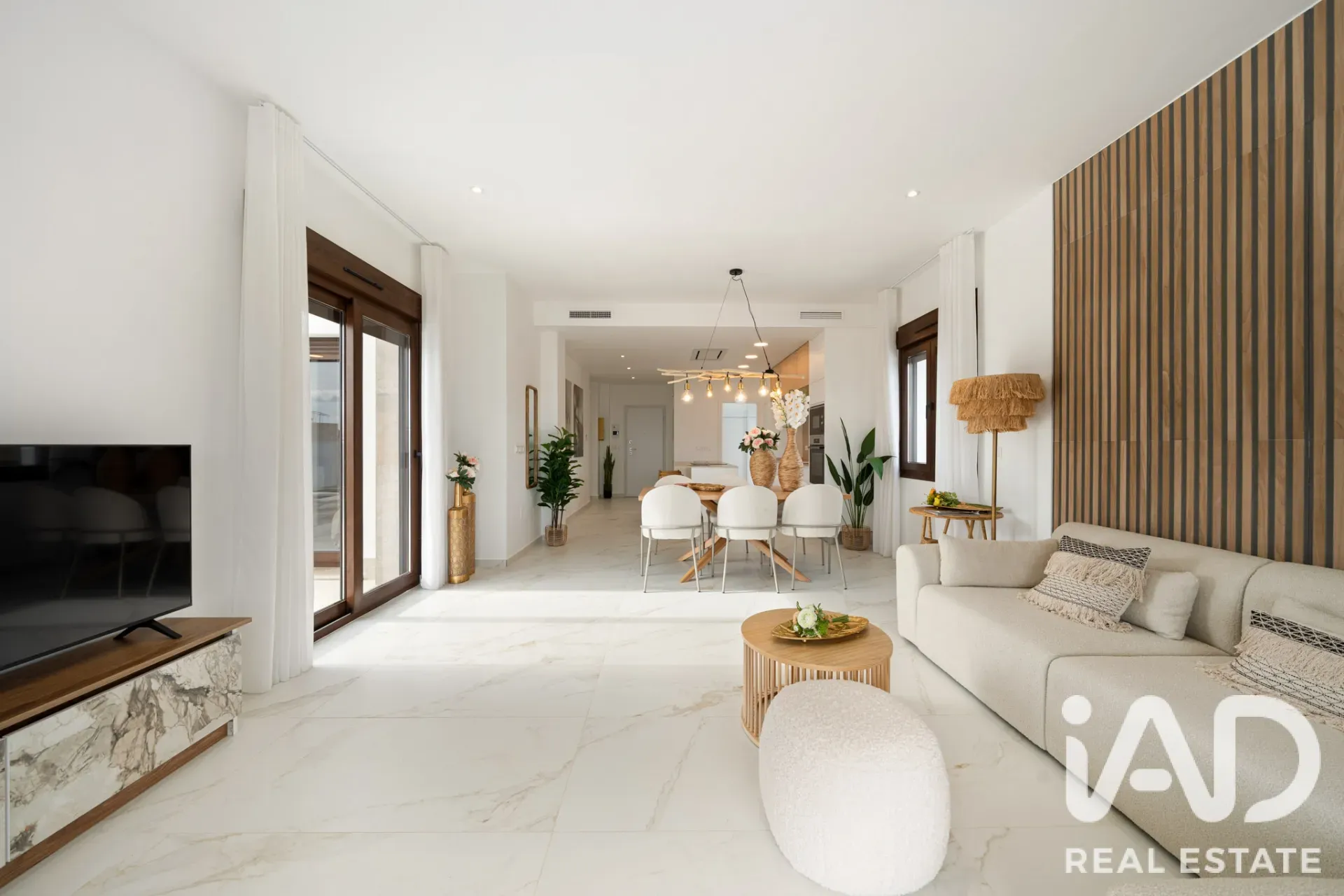 Casa moderna com 3 quartos, piscina e jardim em Polop, Espanha - Ver imagem 8 de 40