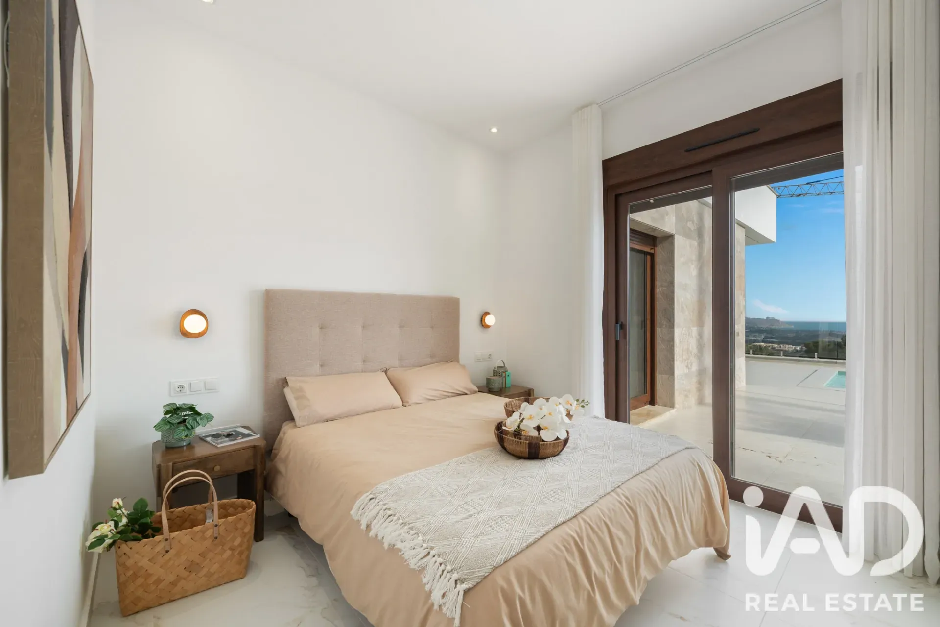 Casa moderna com 3 quartos, piscina e jardim em Polop, Espanha - Ver imagem 15 de 40