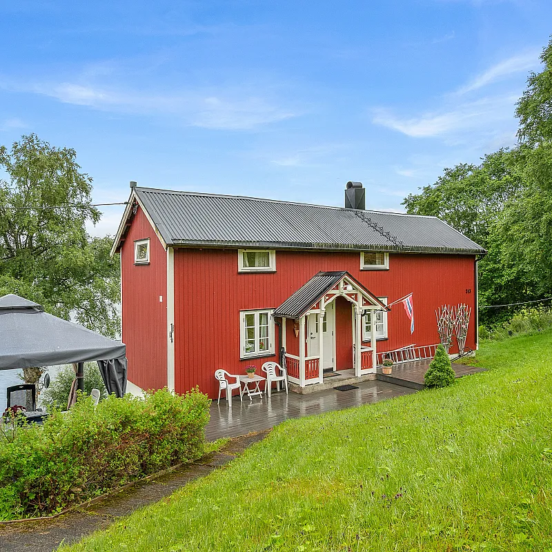 1919 Country House with Fjord Views and Private Boathouse in Norway