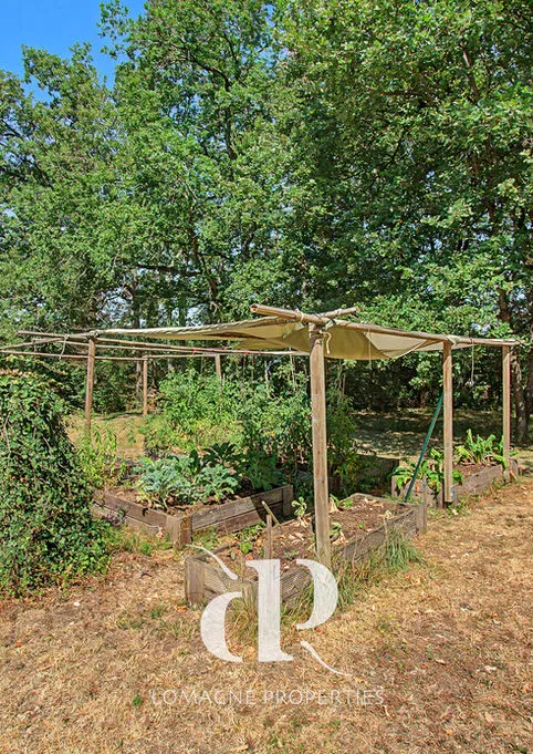 Casa espaçosa com 4 quartos, piscina e jardins em Lectoure, França - Ver imagem 9 de 26